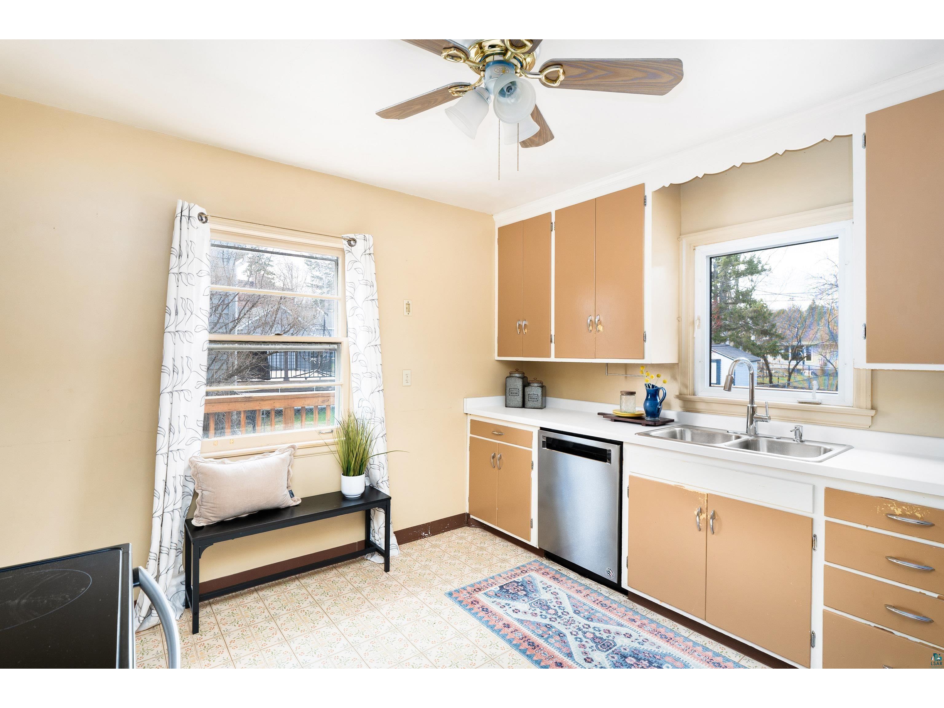 5121 Glenwood St Duluth MN 55804 6124968 image14