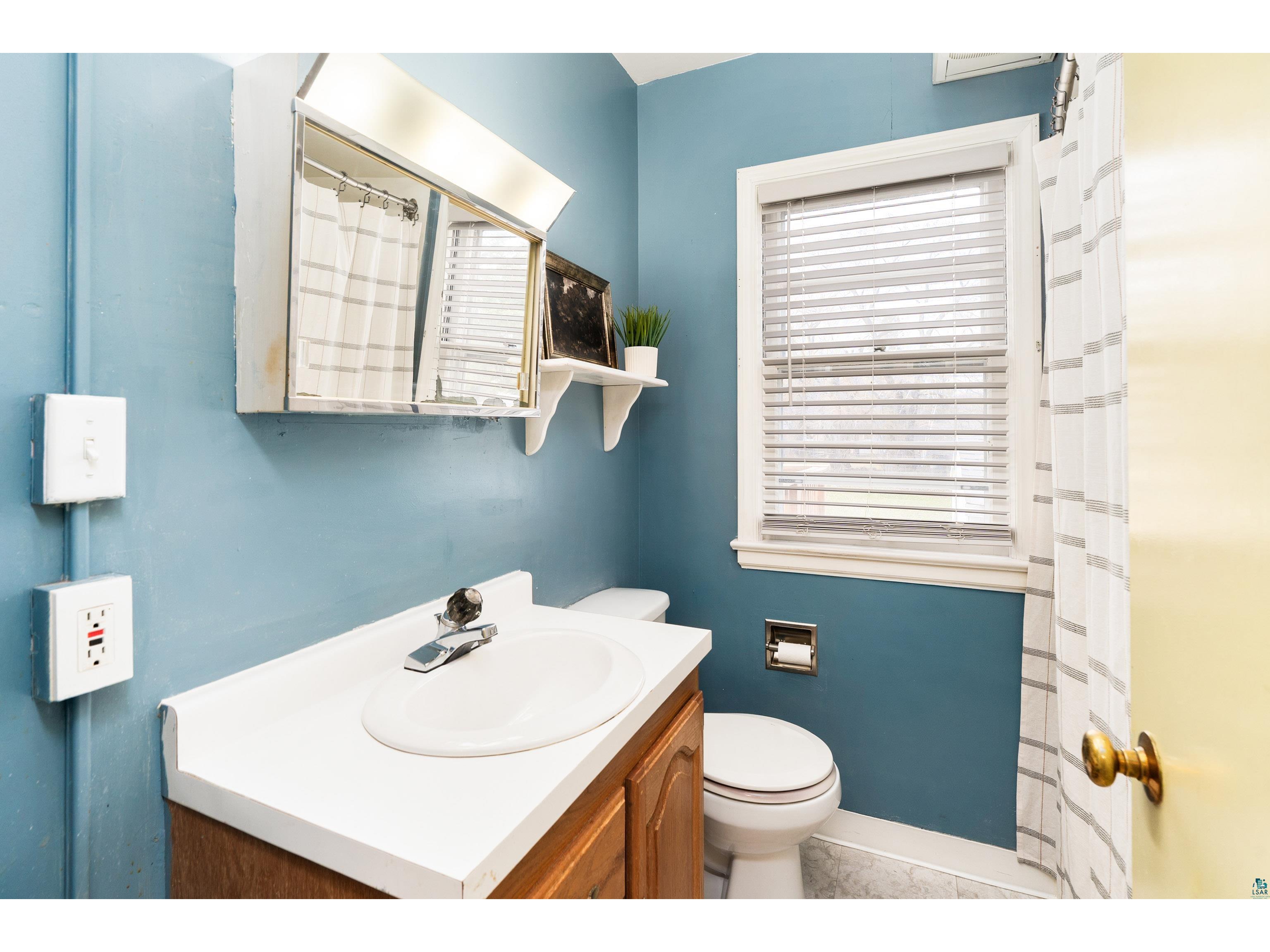 5121 Glenwood St Duluth MN 55804 6124968 image22