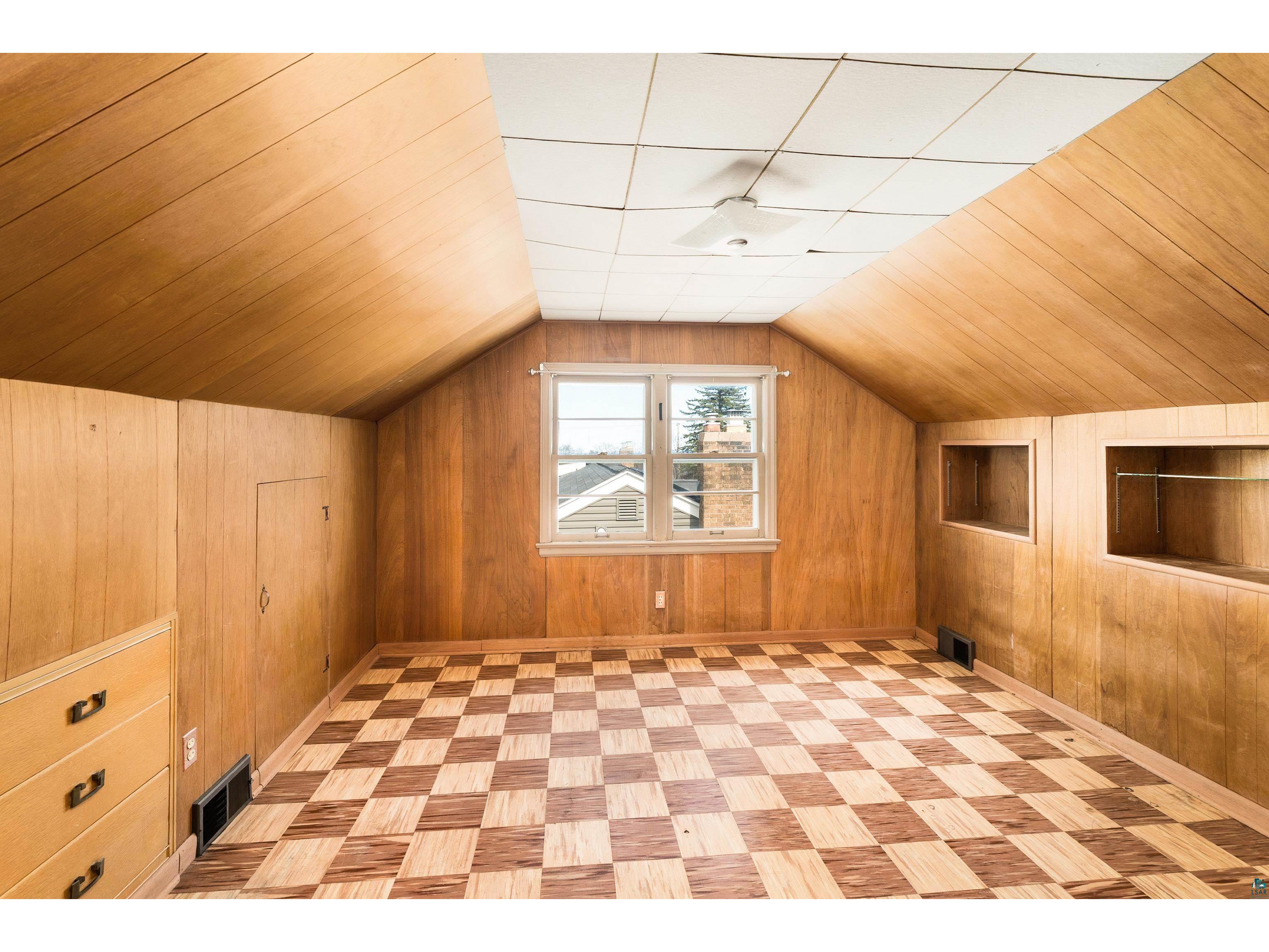 5121 Glenwood St Duluth MN 55804 6124968 image28