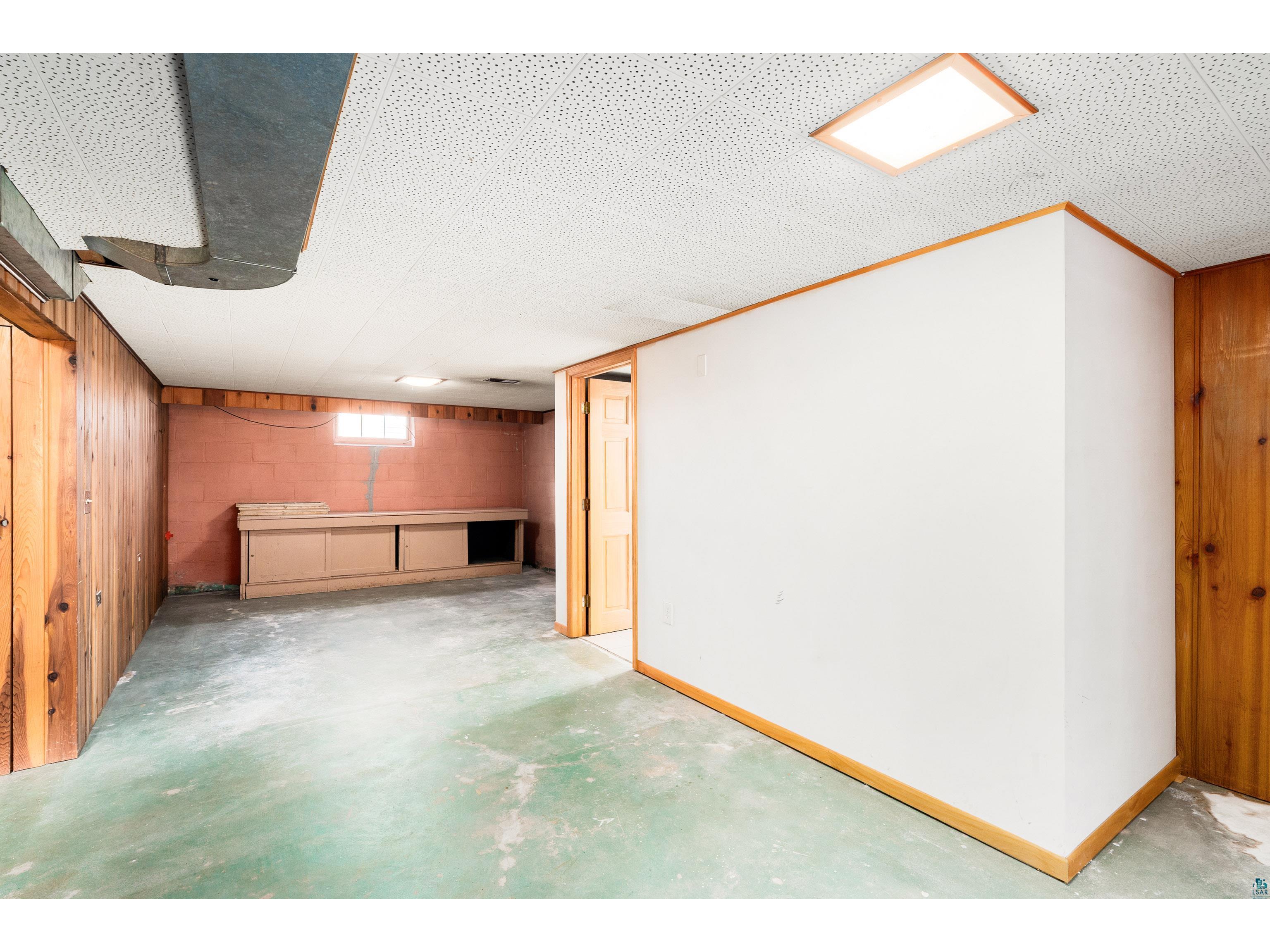 5121 Glenwood St Duluth MN 55804 6124968 image37