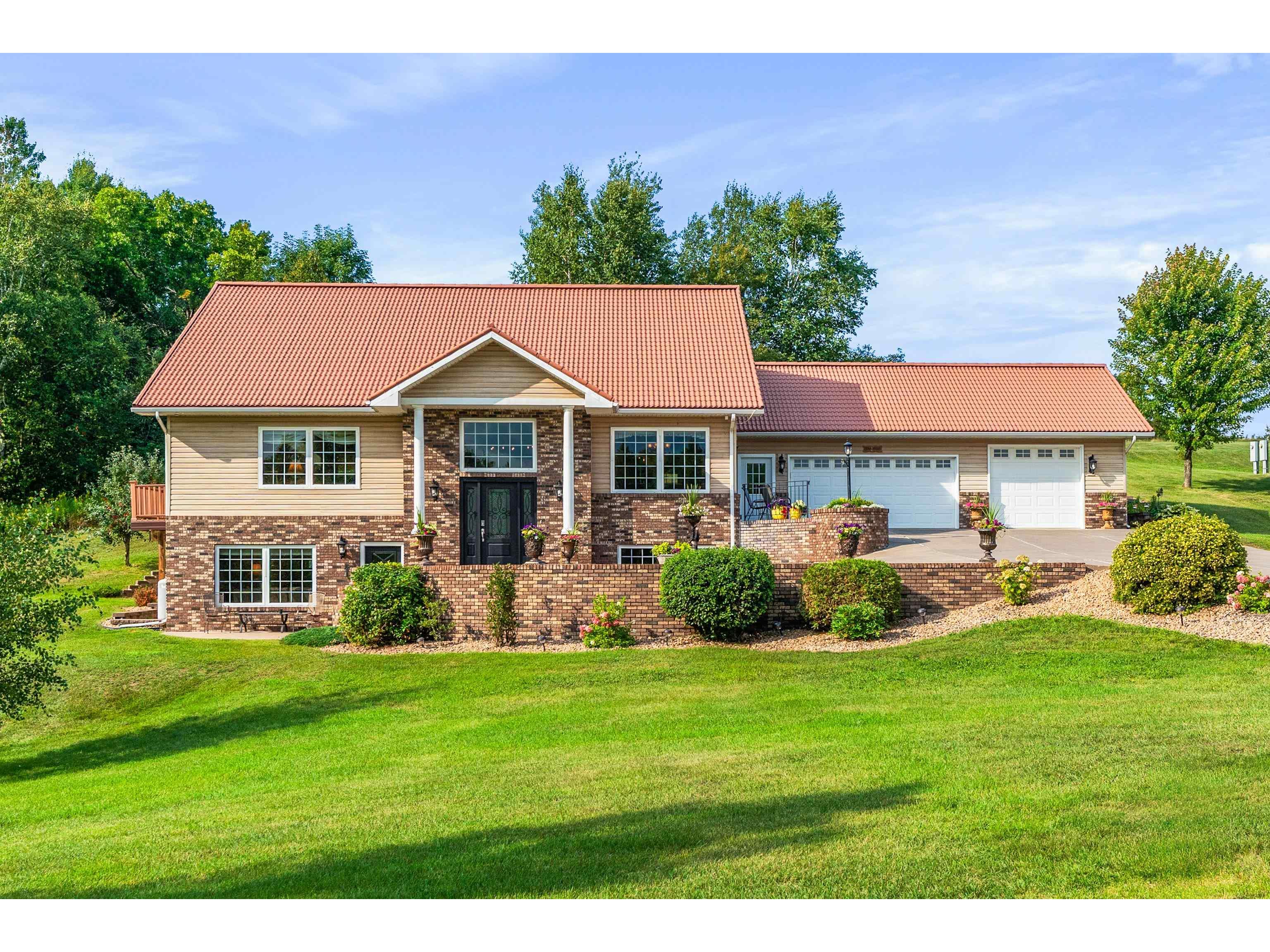 5123 Shulze Rd Hermantown MN 55810 6121803 image1