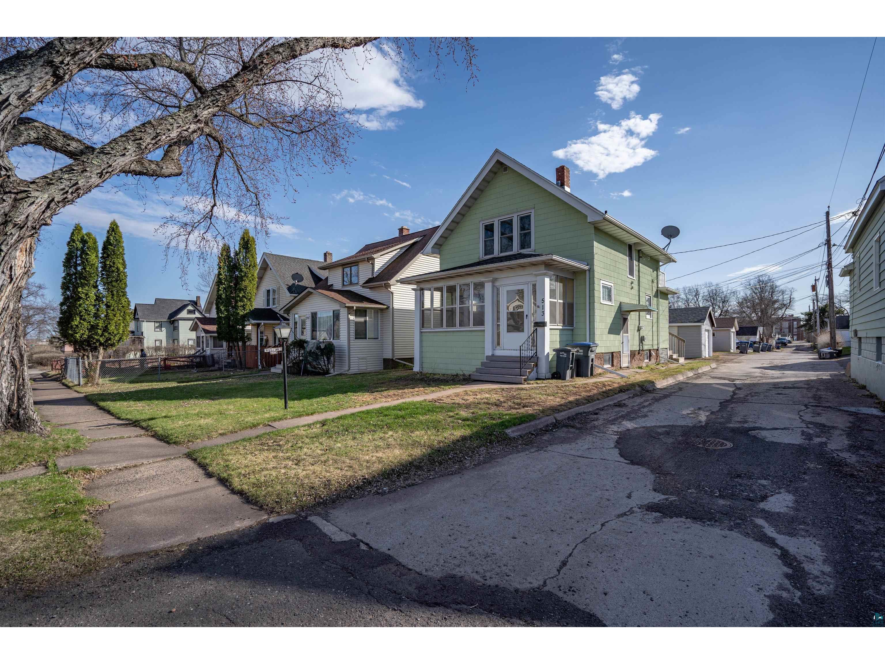 513 N 42nd Ave W Duluth MN 55807 6107863 image1