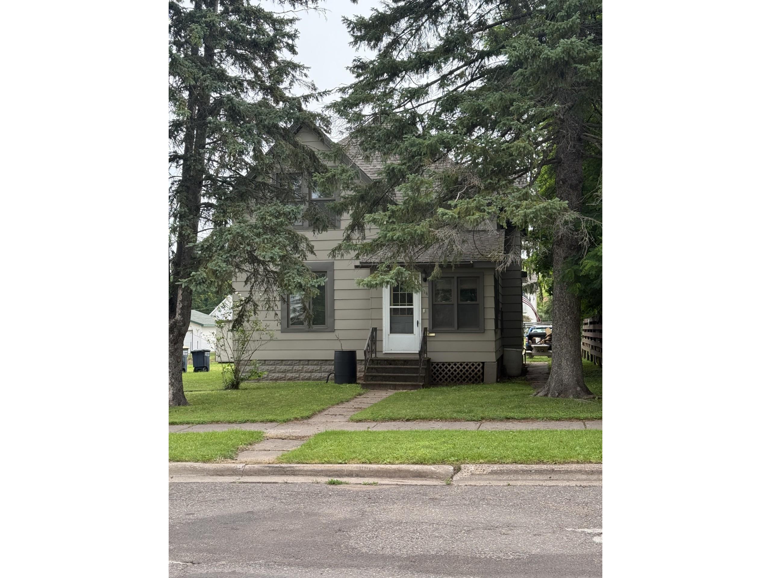 514 11th Ave W Ashland WI 54806 6120862 image1