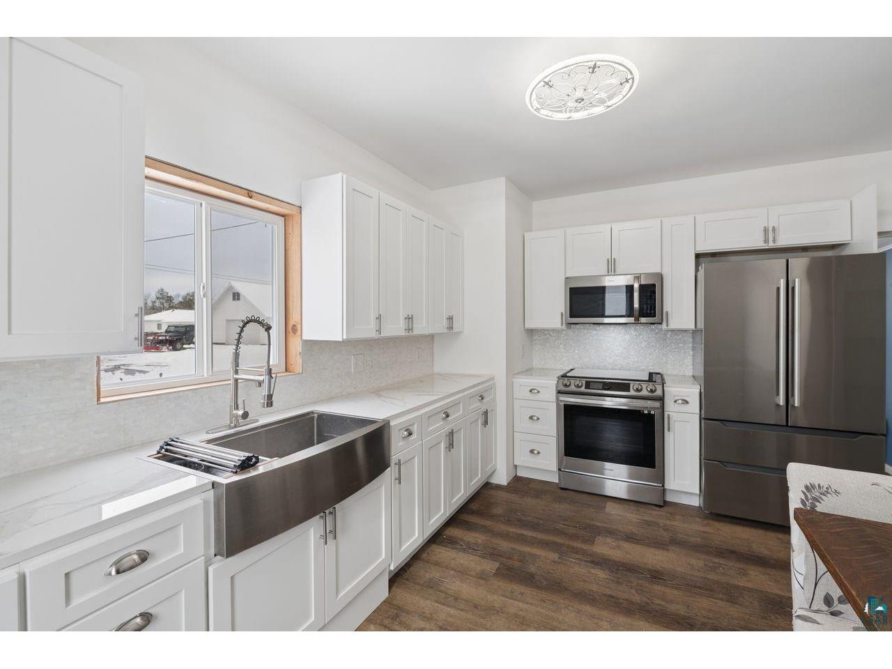 515 14th Ave E Ashland WI 54806 6123996 image11