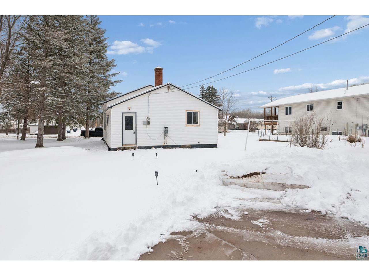 515 14th Ave E Ashland WI 54806 6123996 image20