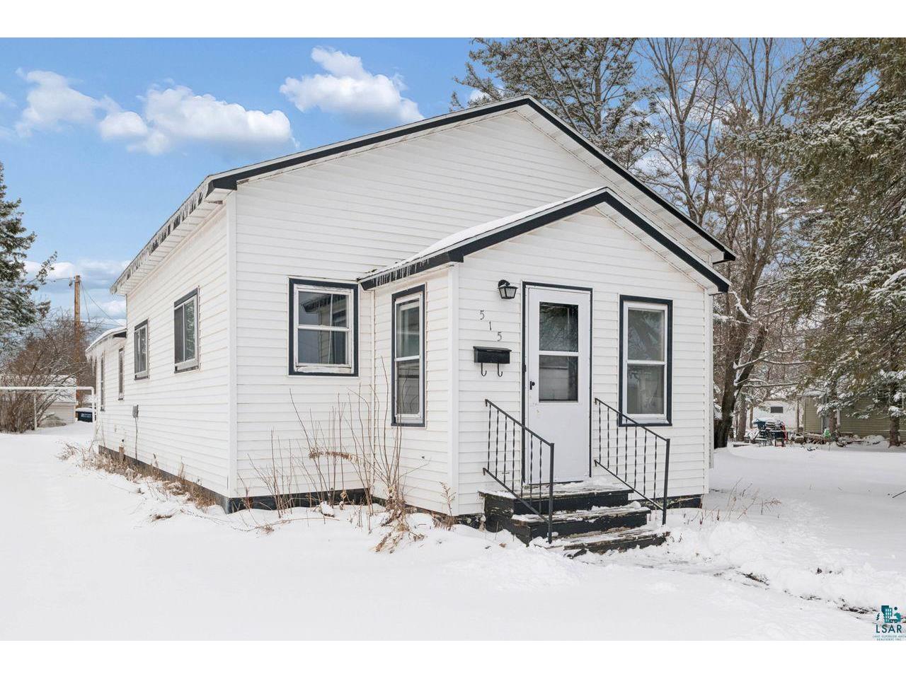 515 14th Ave E Ashland WI 54806 6123996 image23