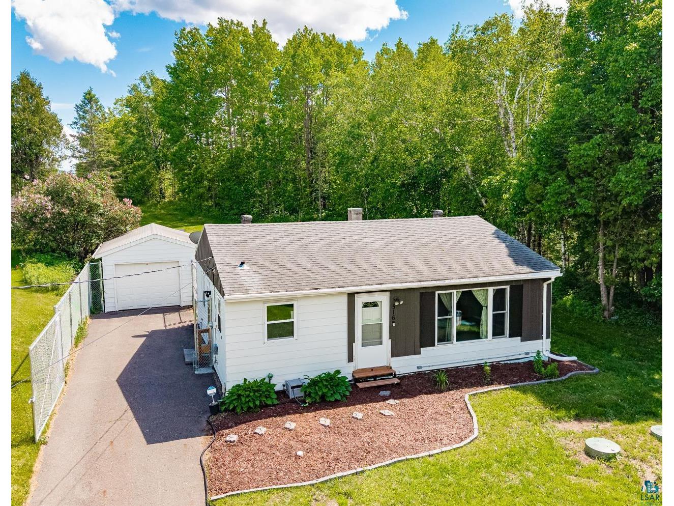 516 W Quince St Duluth MN 55811 6126086 image1