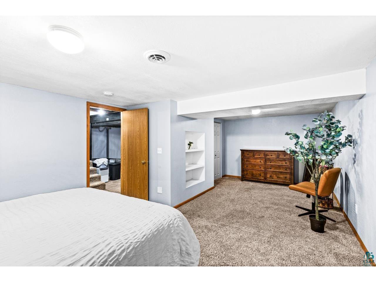 516 W Quince St Duluth MN 55811 6126086 image23