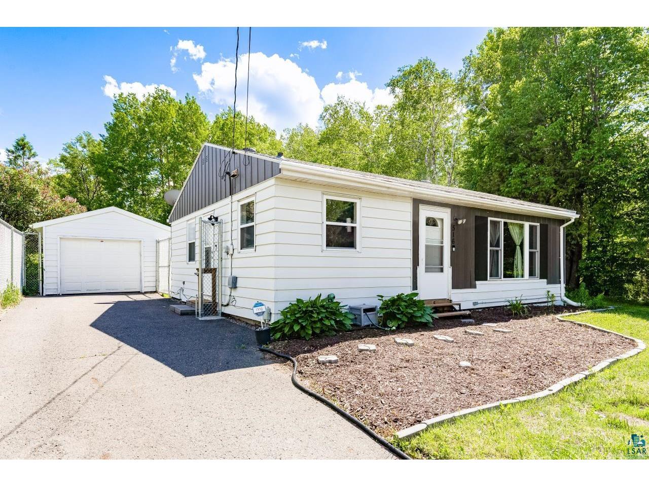 516 W Quince St Duluth MN 55811 6126086 image32