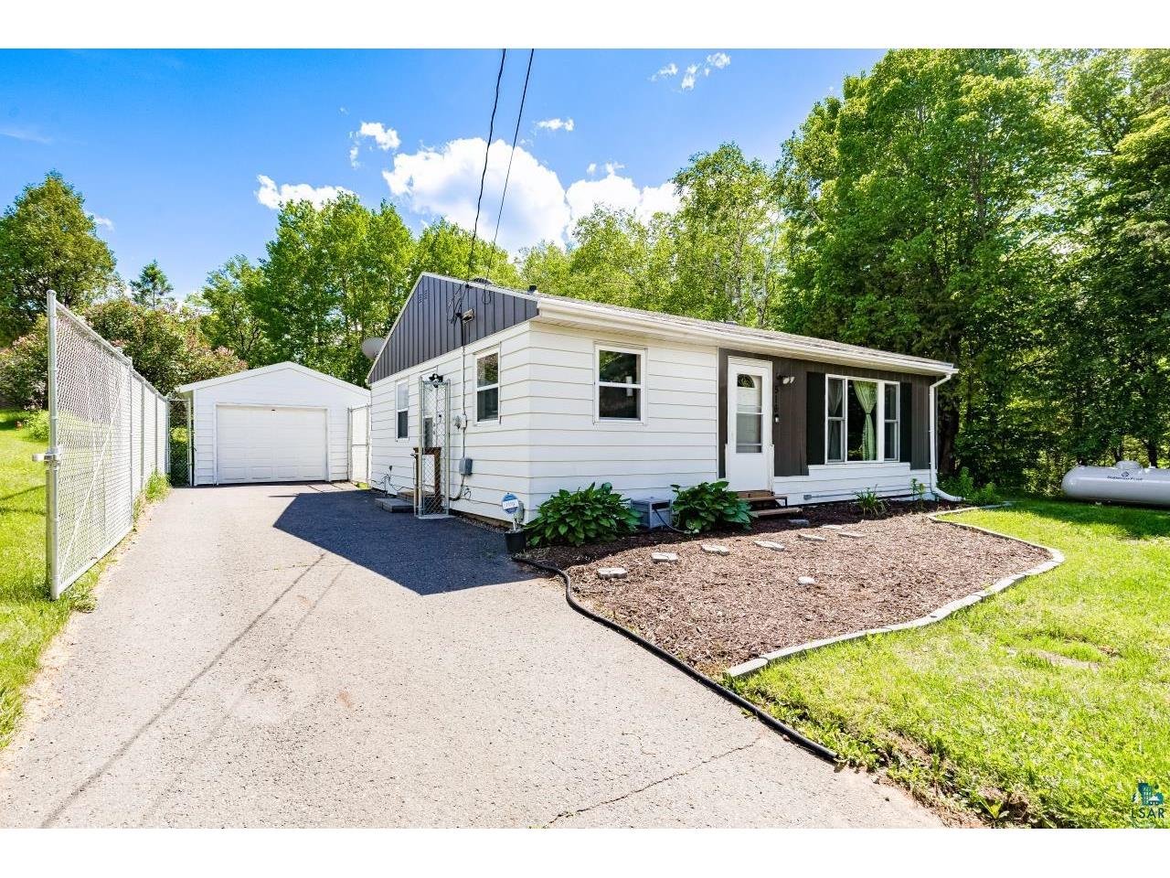 516 W Quince St Duluth MN 55811 6126086 image33