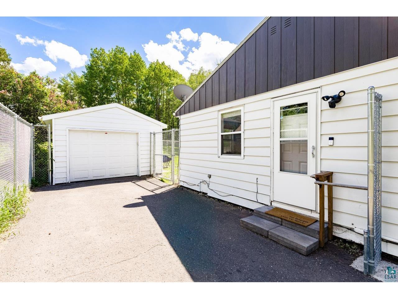 516 W Quince St Duluth MN 55811 6126086 image34