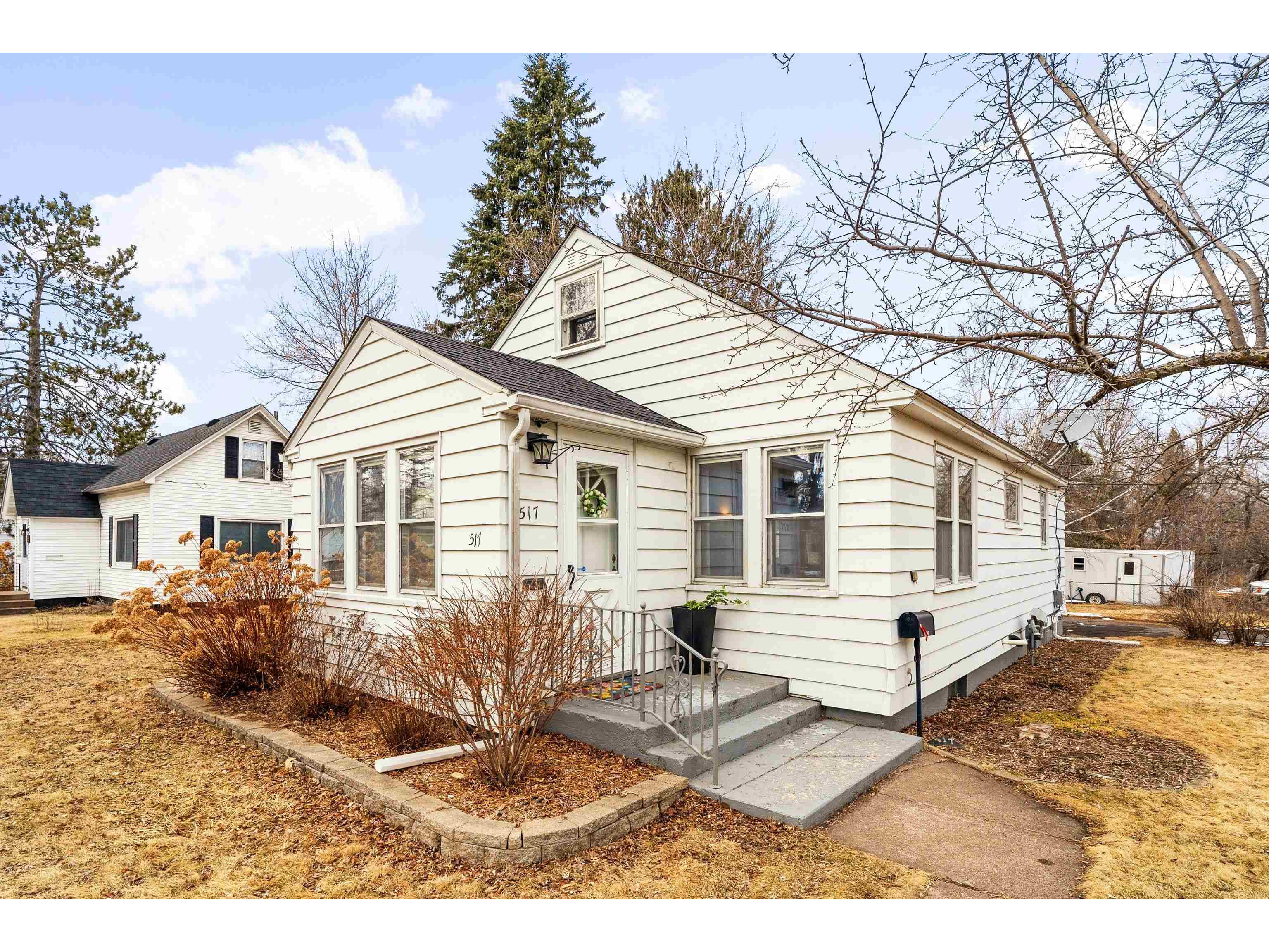 517 Carlton Ave W Cloquet MN 55720 6118473 image1