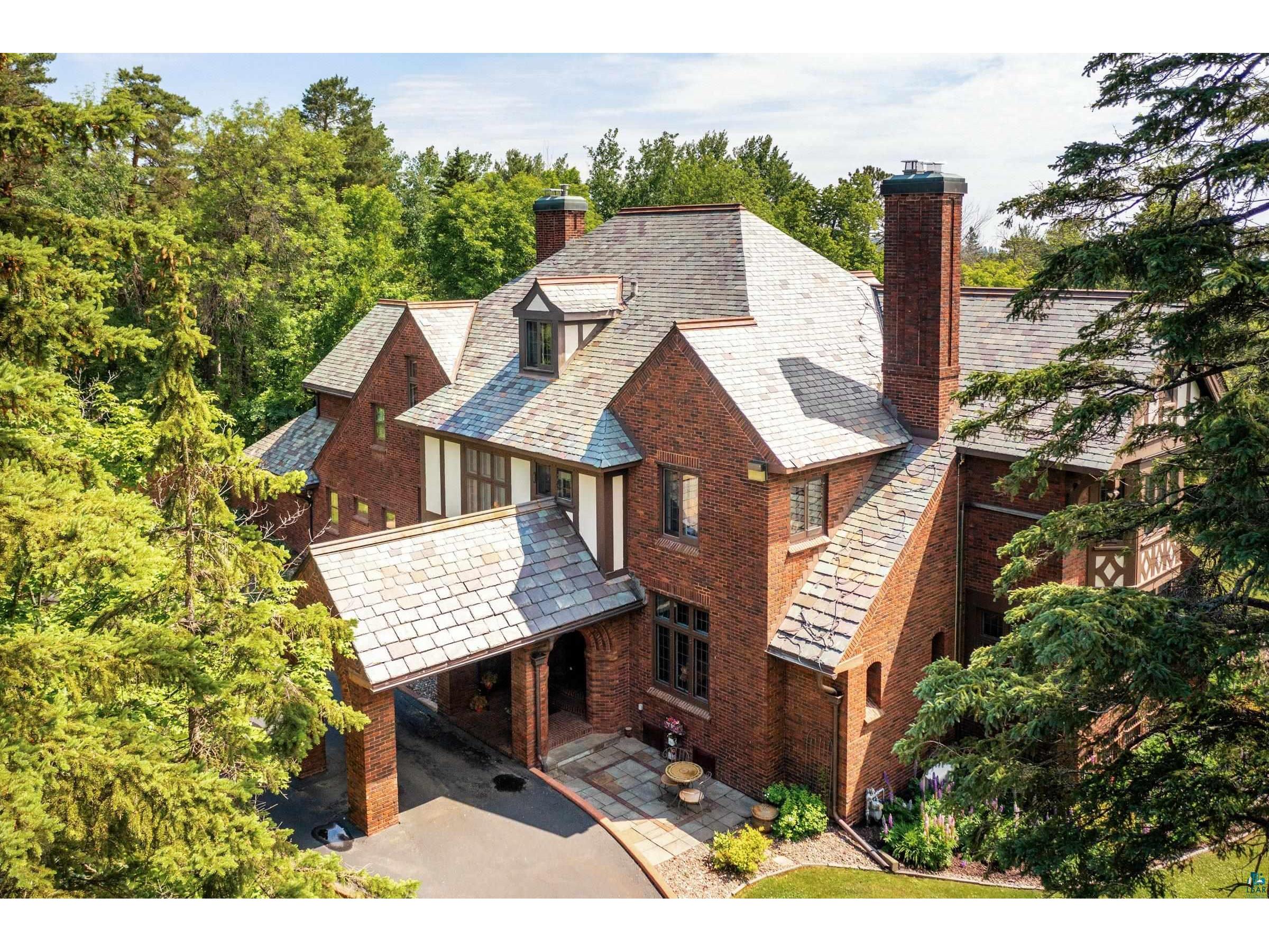 518 N Hawthorne Rd, Duluth, MN, 55812 MLS 6107359 Edina Realty