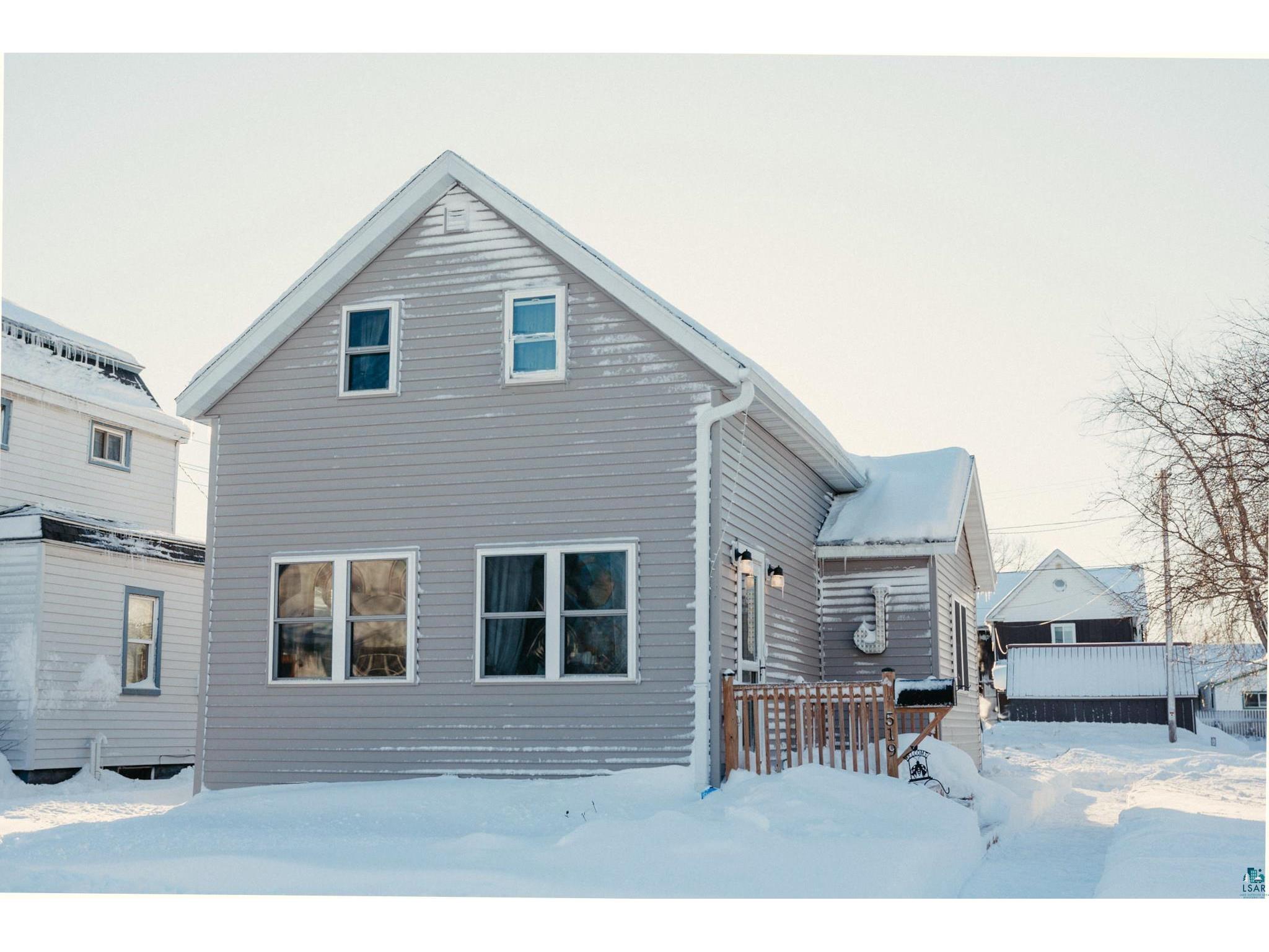 519 Willis Ave Ashland WI 54806 6106736 image1