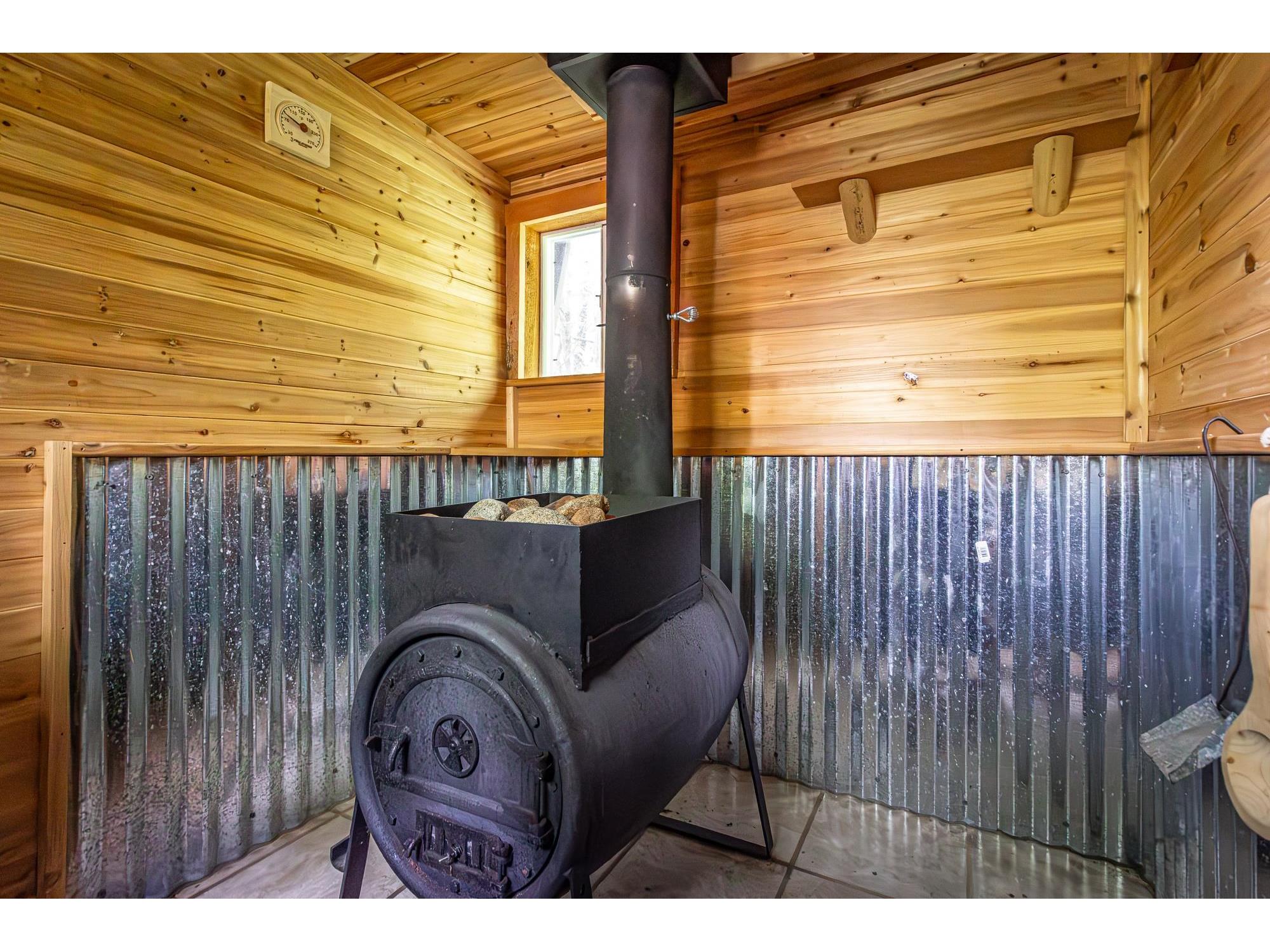 52 W Chandler Rd Ely MN 55731 6122040 image52