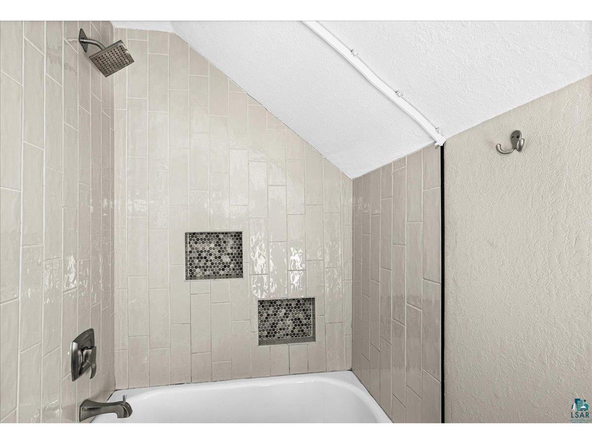 520 7th Ave Two Harbors MN 55616 6124043 image17