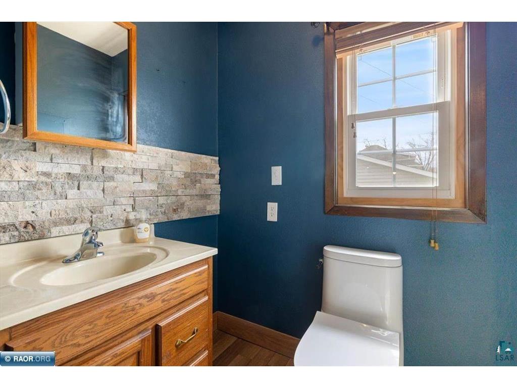 520 N 15th St Virginia MN 55792 6125157 image17