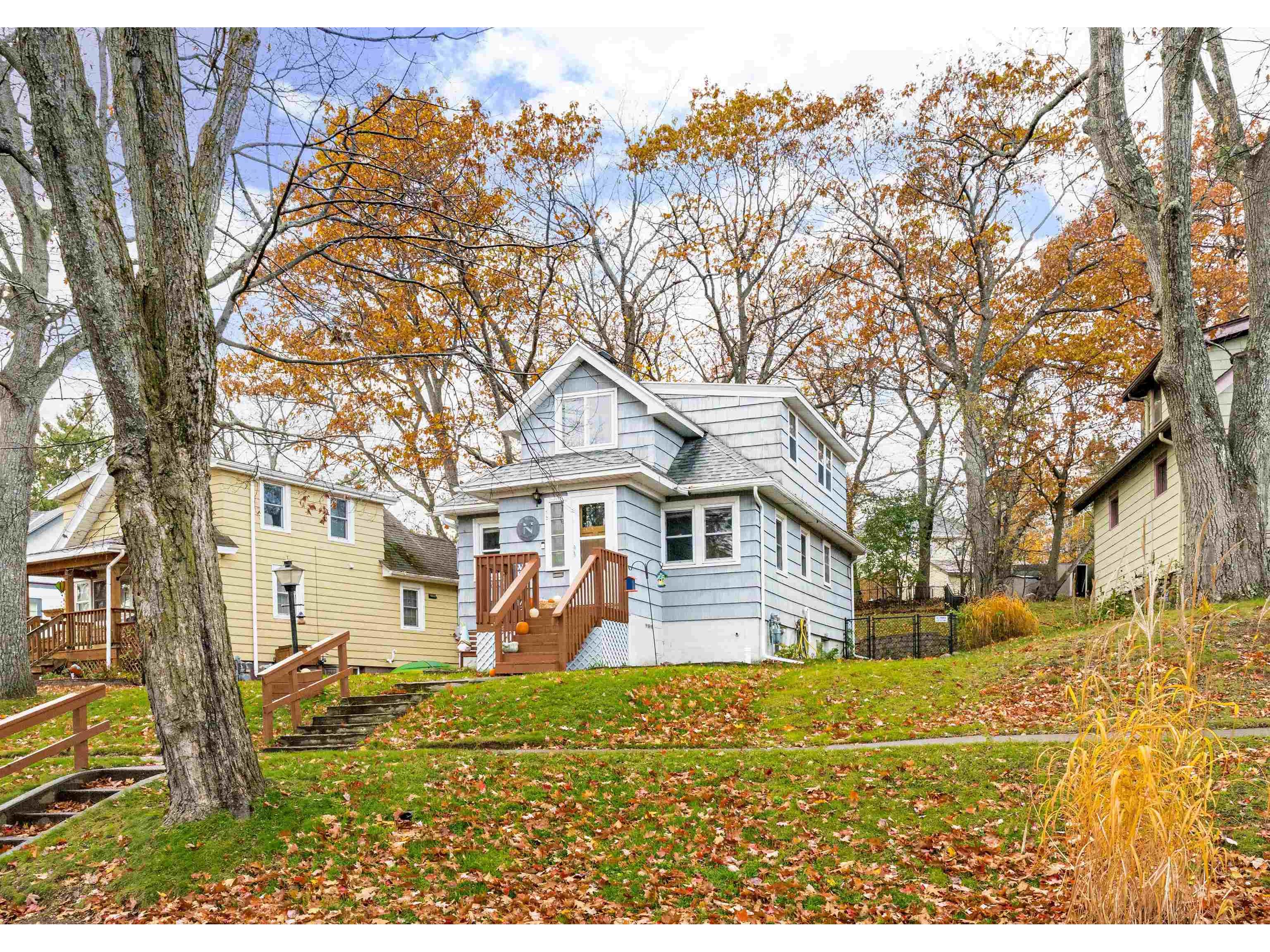 521 Sparkman Ave Duluth MN 55803 6122609 image1