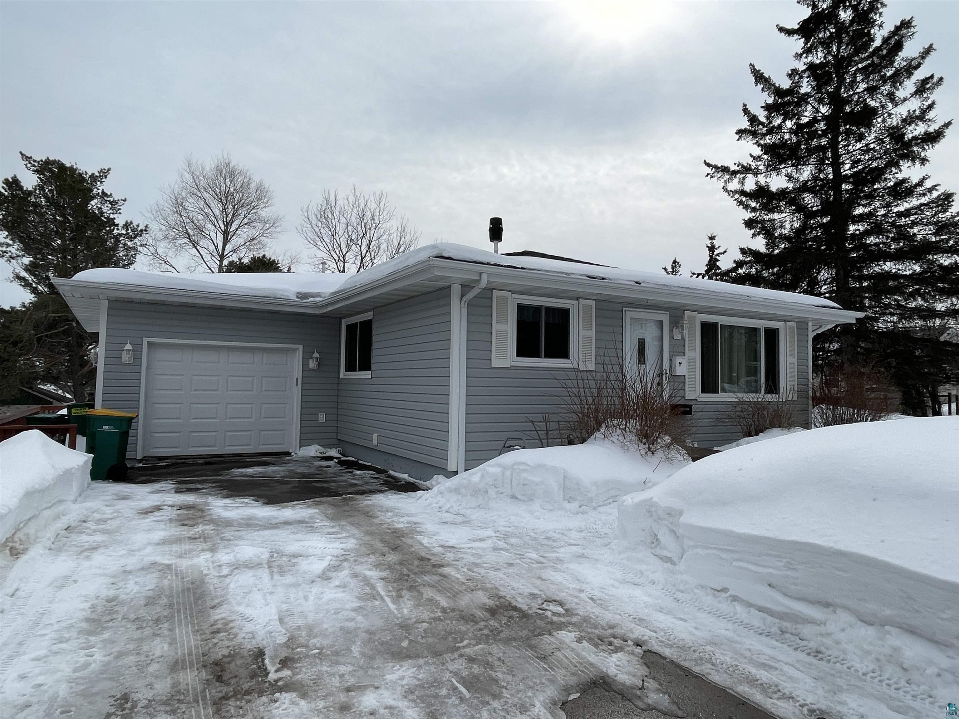 5214 Ivanhoe St Duluth MN 55804 6107188 image1