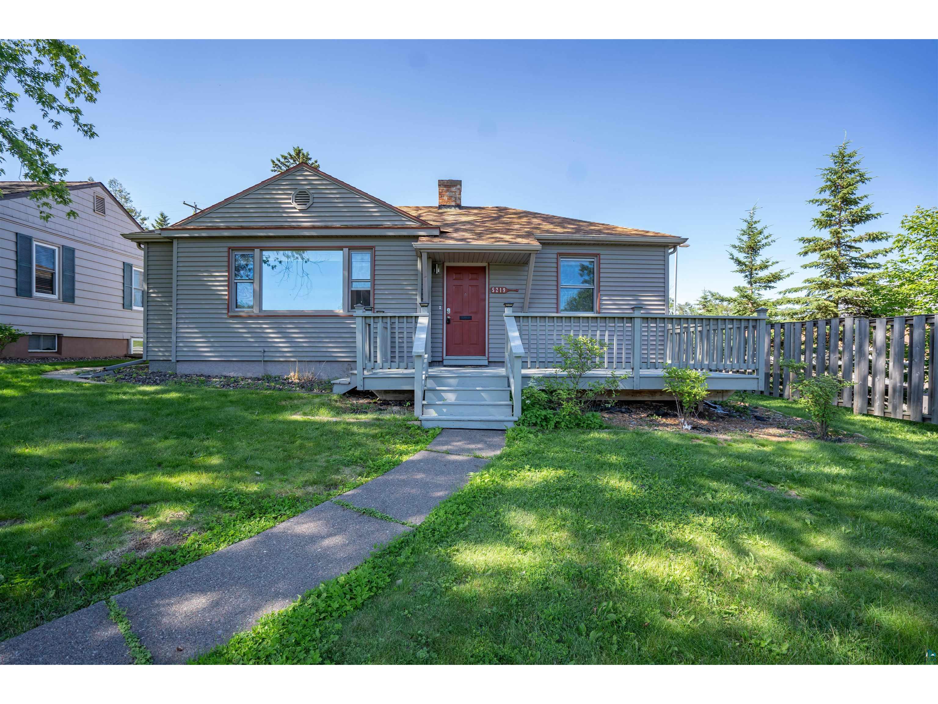 5219 Oneida St Duluth MN 55804 6114646 image1