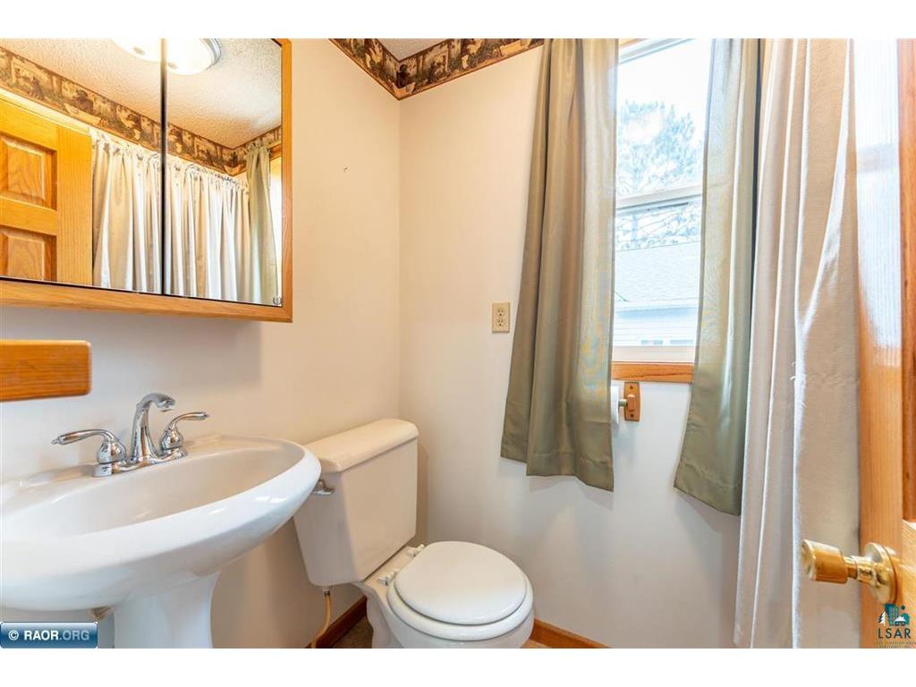 522 N 12th St Virginia MN 55792 6124248 image20