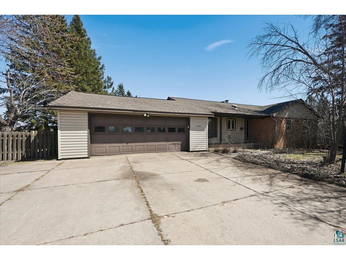 5220 Tower Ave Superior WI 54880 6124979 image2