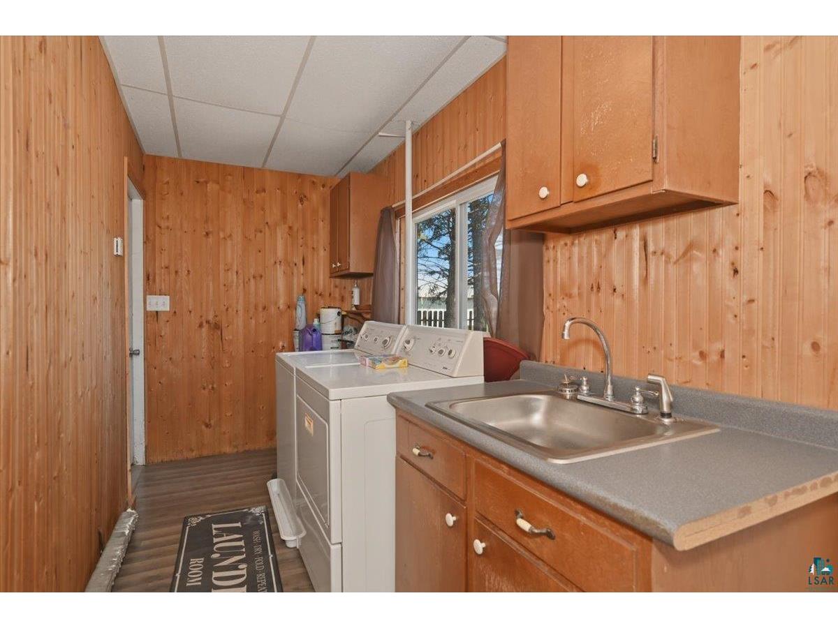 5220 Tower Ave Superior WI 54880 6124979 image23