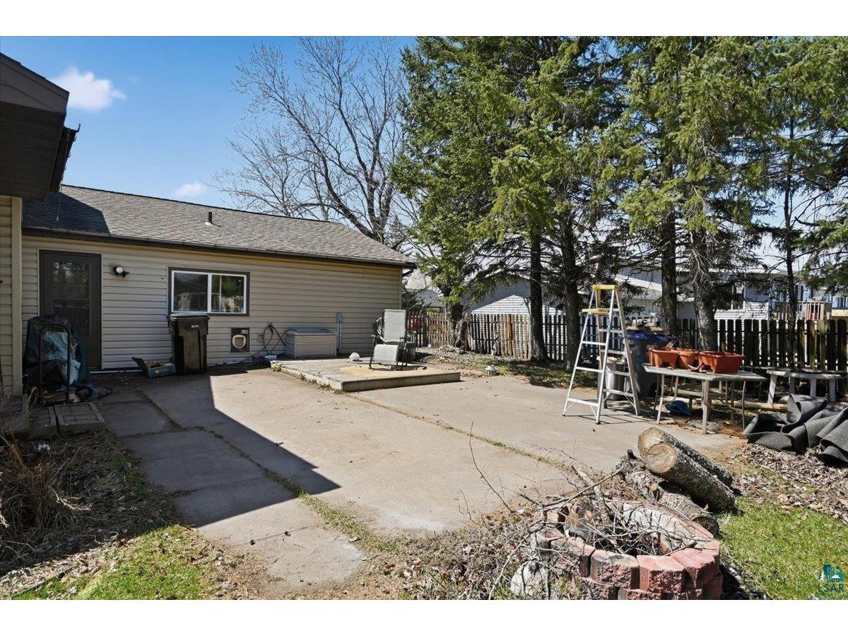 5220 Tower Ave Superior WI 54880 6124979 image24