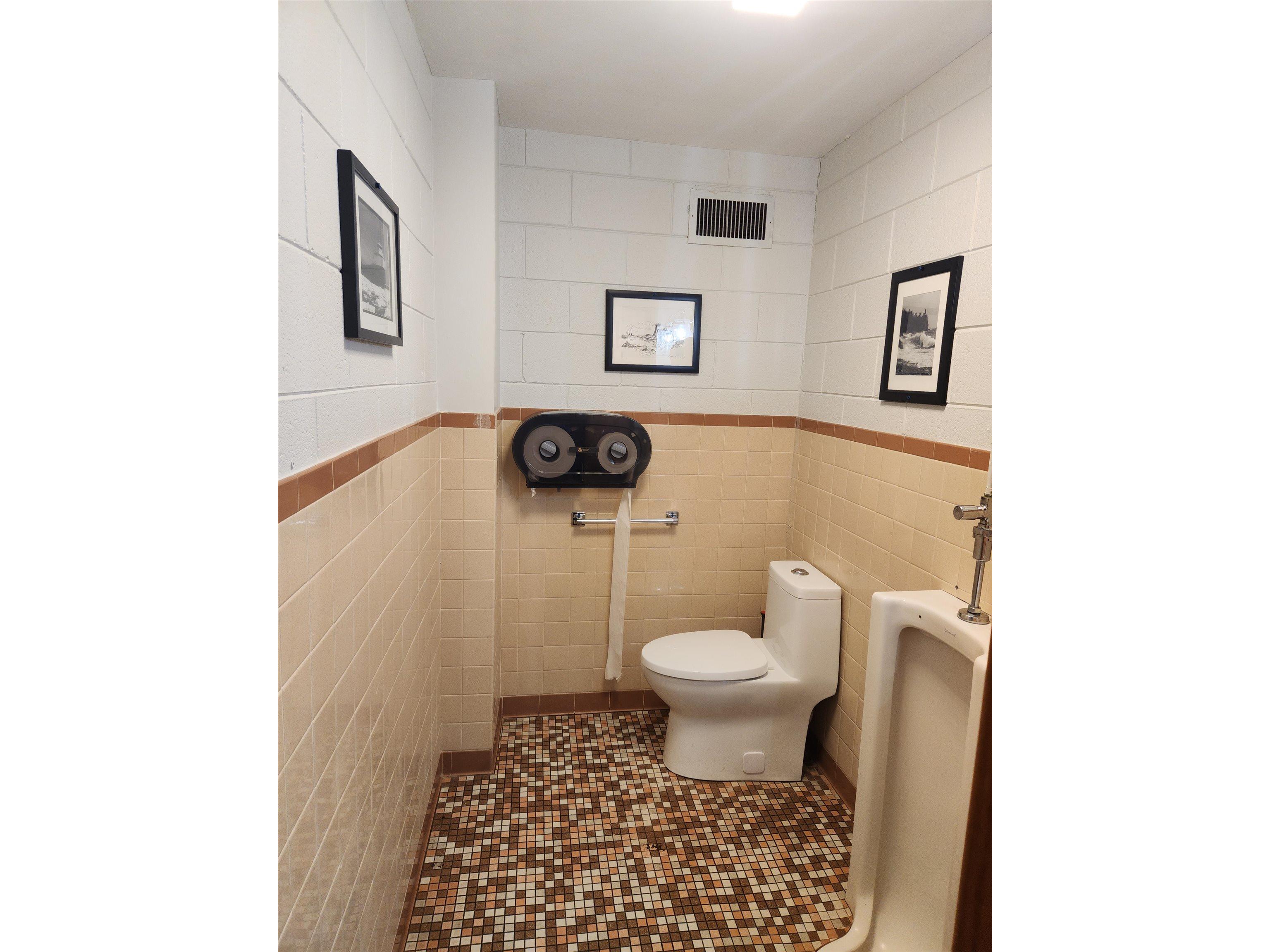 5221 E 4th St Superior WI 54880 6118967 image24