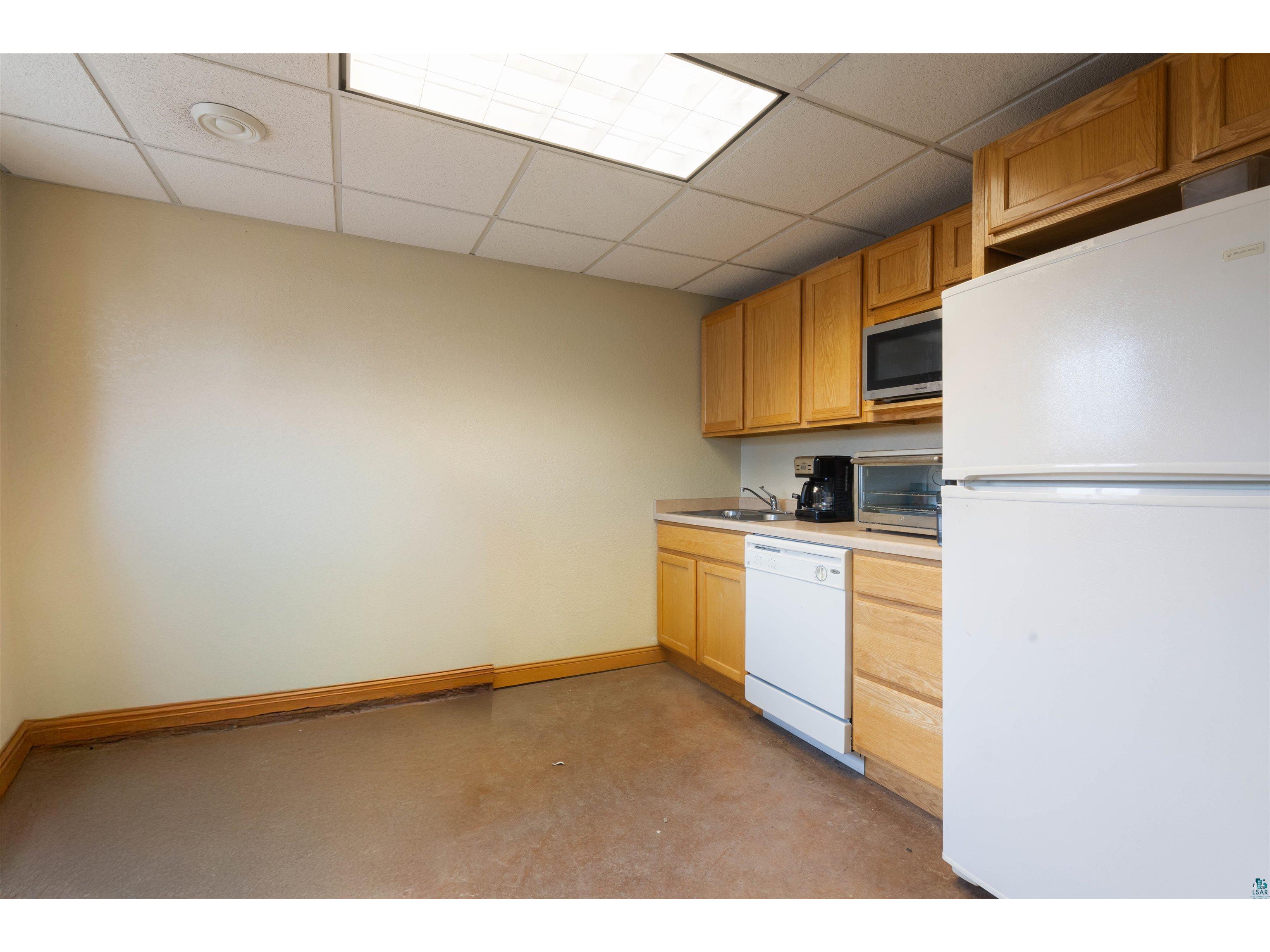 5223 Oakes Ave Superior WI 54880 6124551 image16