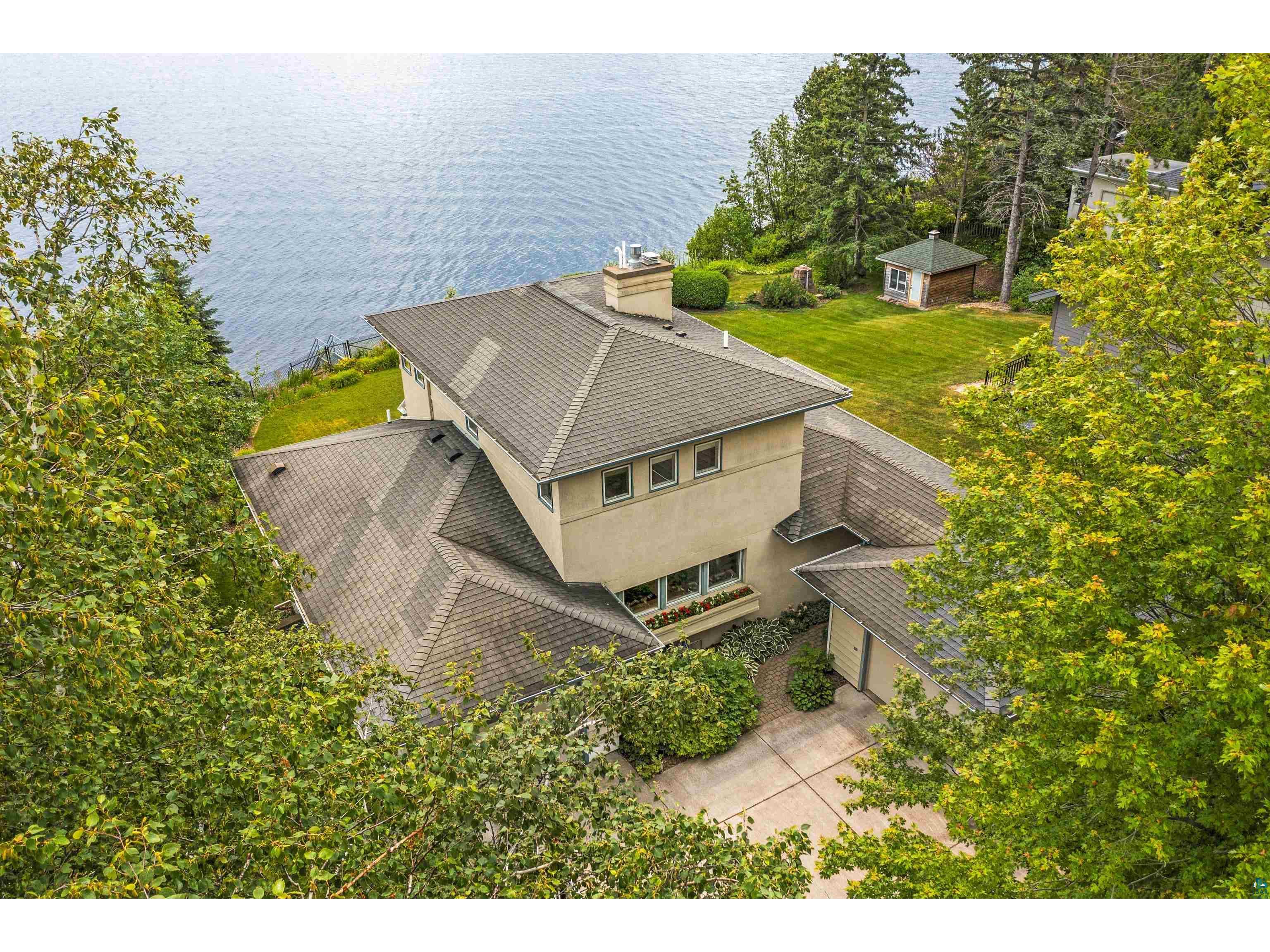 5230 London Rd Duluth MN 55804 - Lake Superior 6115136 image1