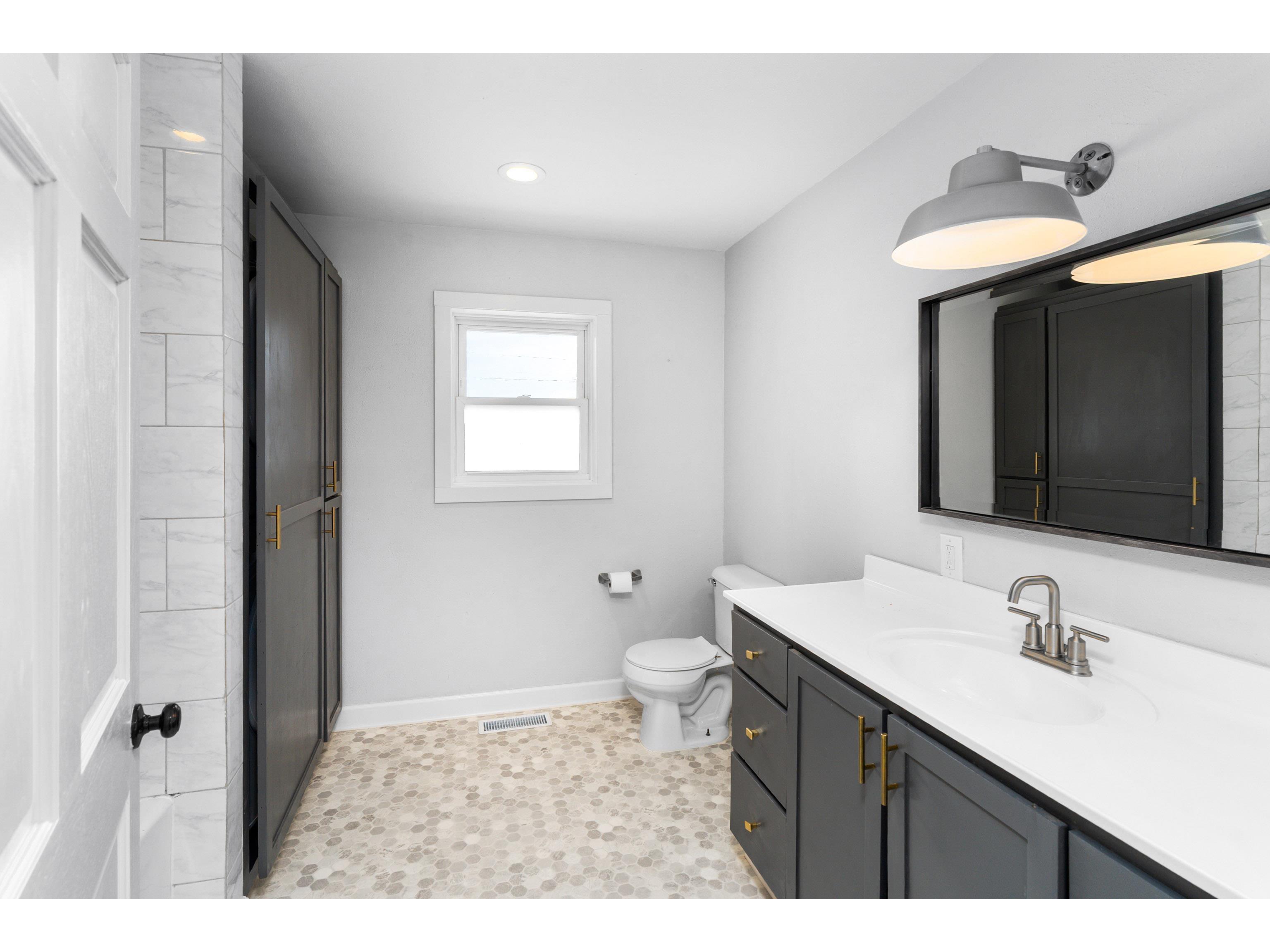 524 14th Ave Two Harbors MN 55616 6123112 image16