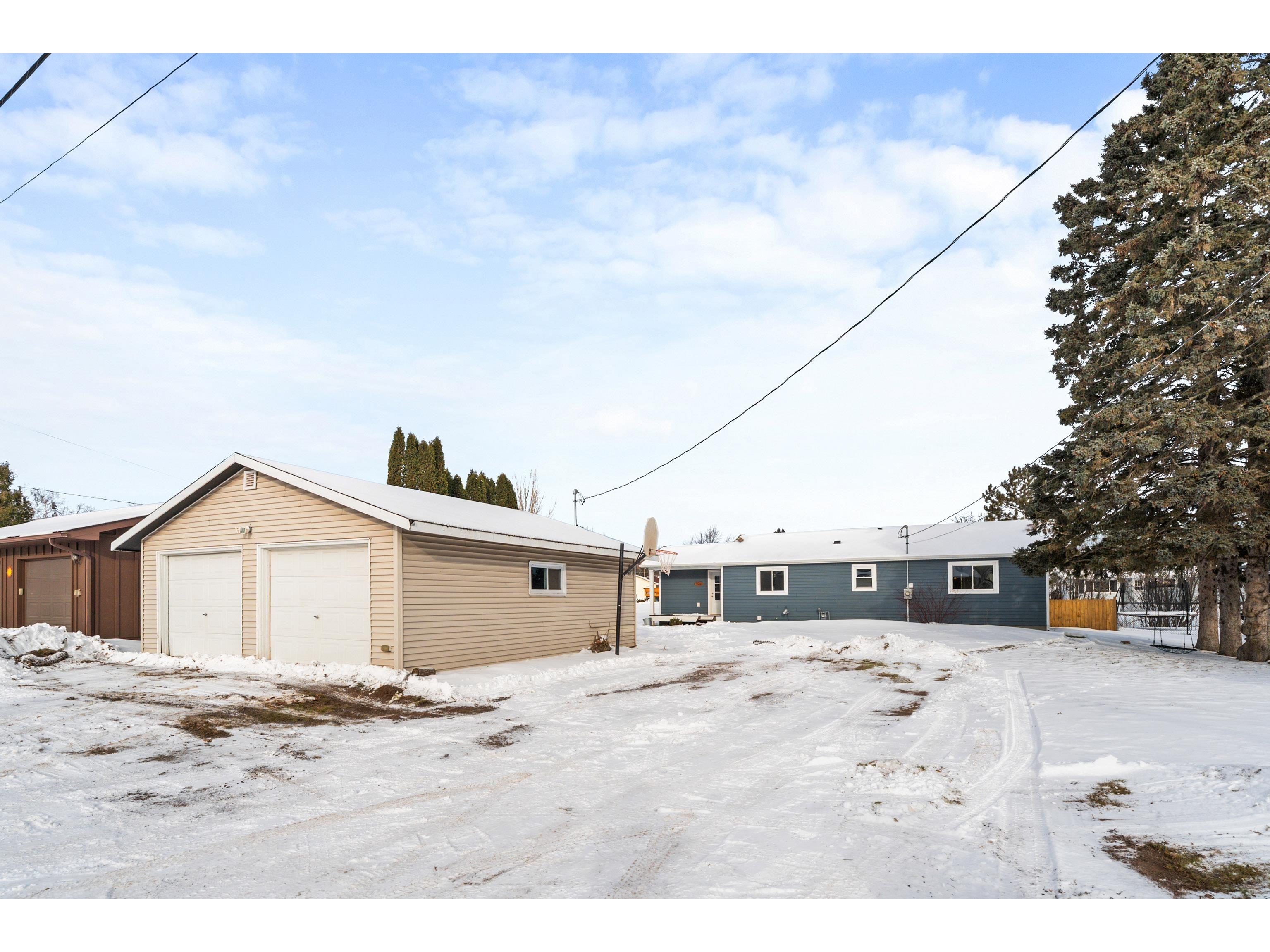 524 14th Ave Two Harbors MN 55616 6123112 image29
