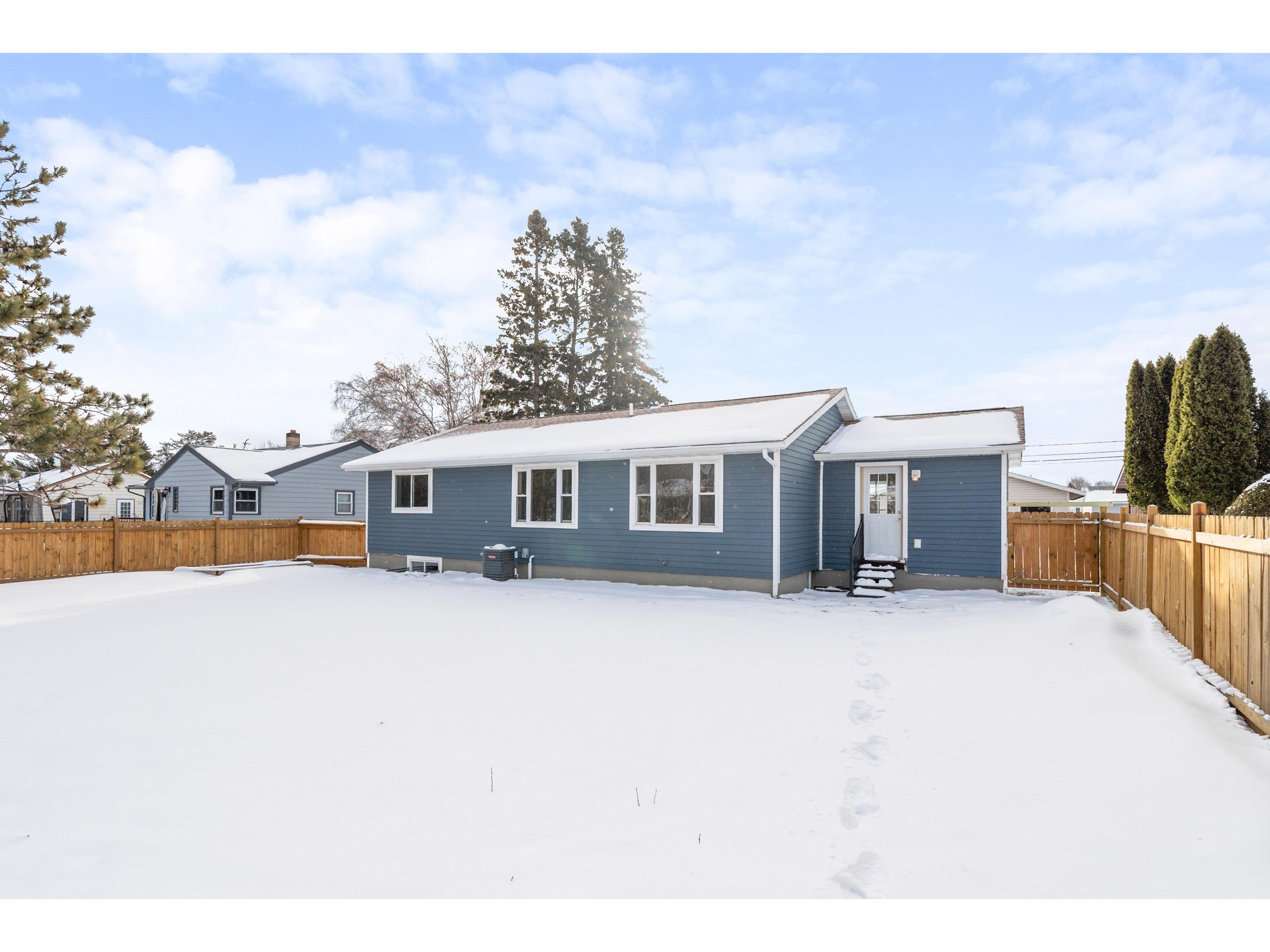 524 14th Ave Two Harbors MN 55616 6123112 image30