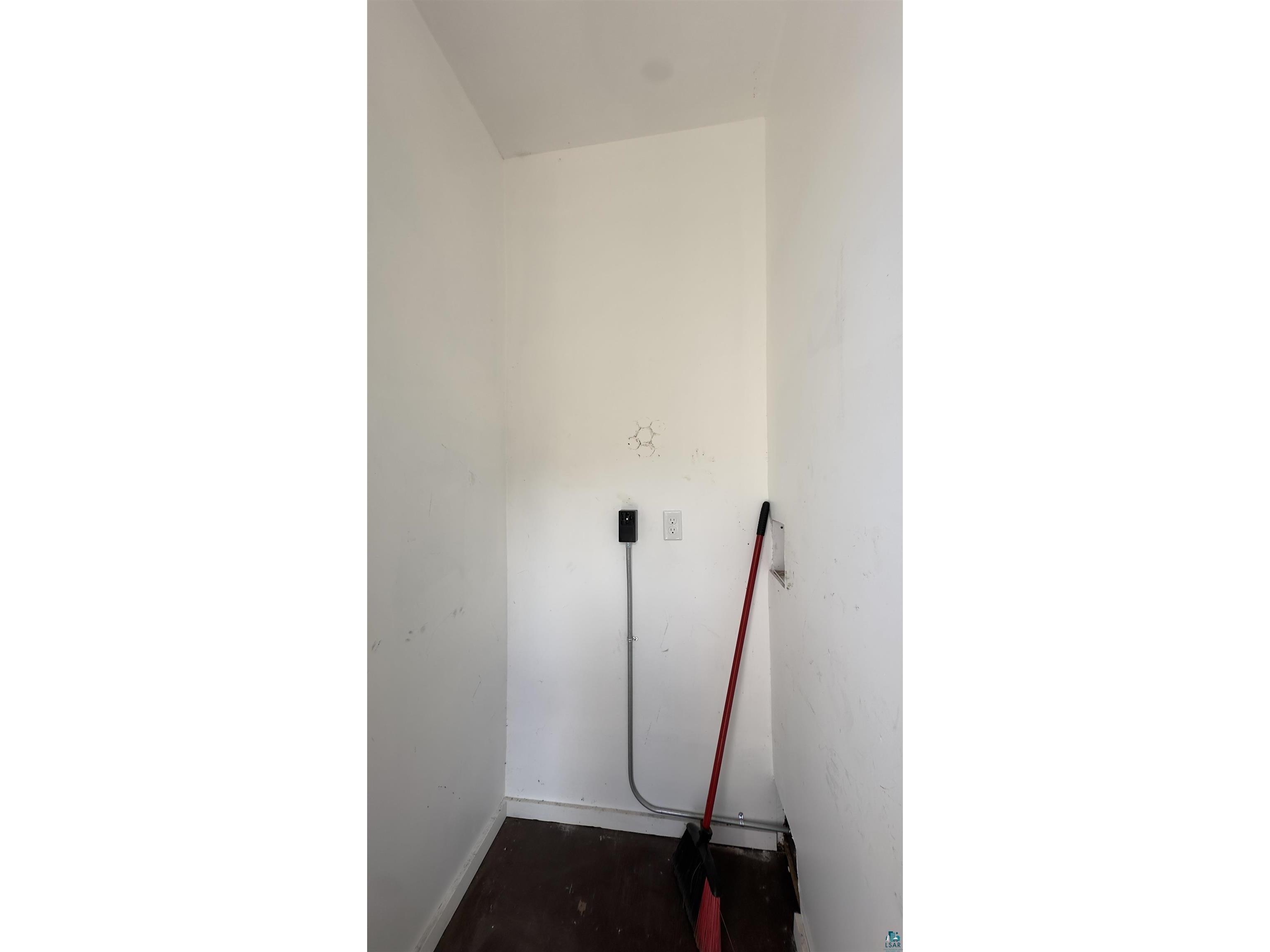 525 W 4th St Duluth MN 55806 6124764 image17
