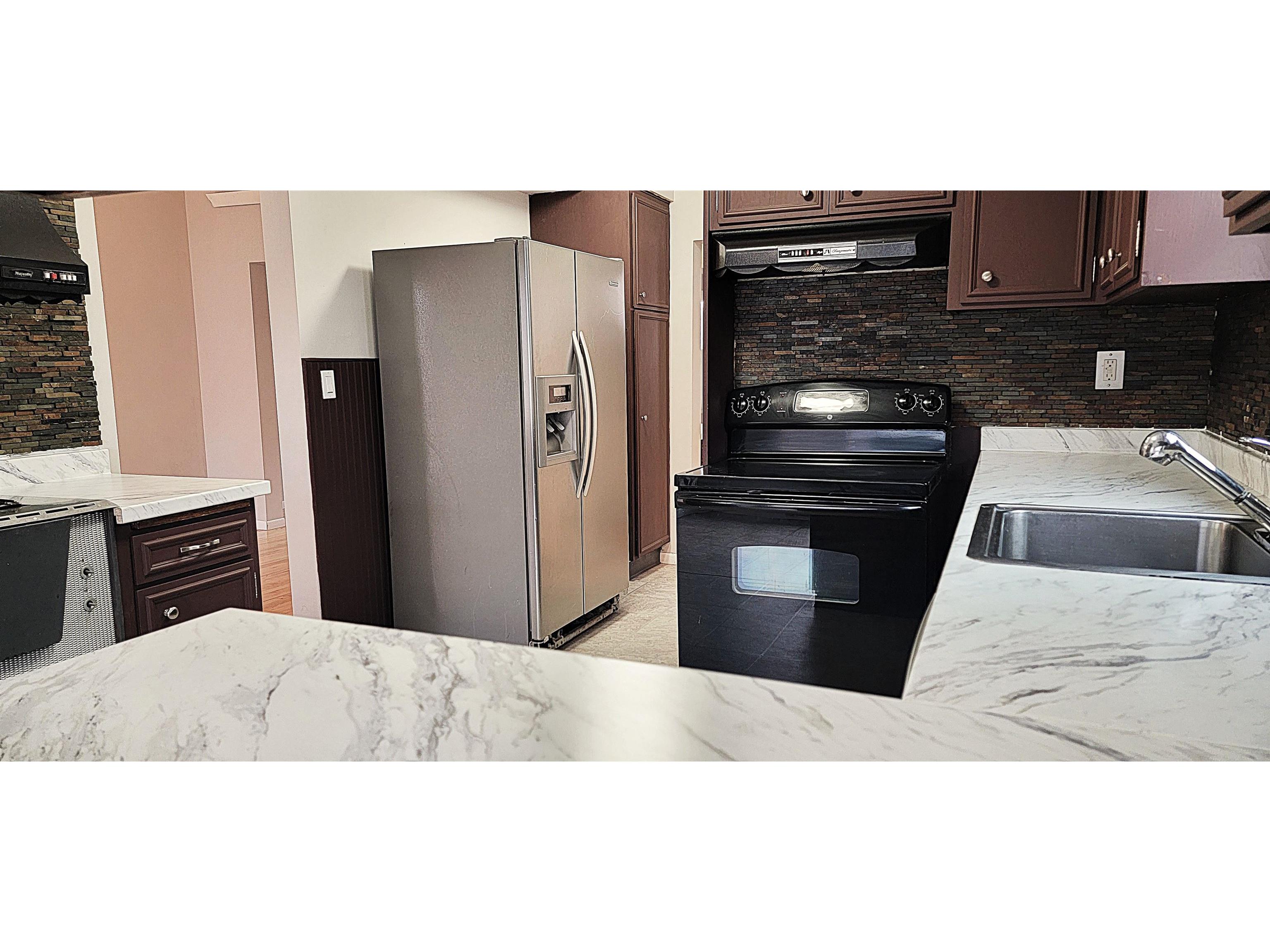 526 N 12 1/2 Ave E Duluth MN 55805 6122862 image5