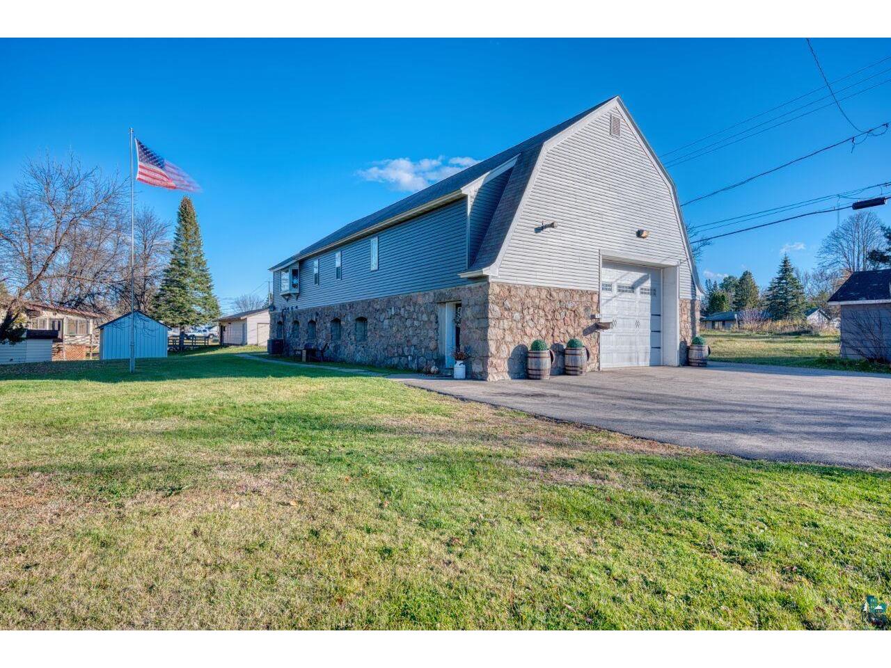 529 NW 9th St Chisholm MN 55719 6119002 image1