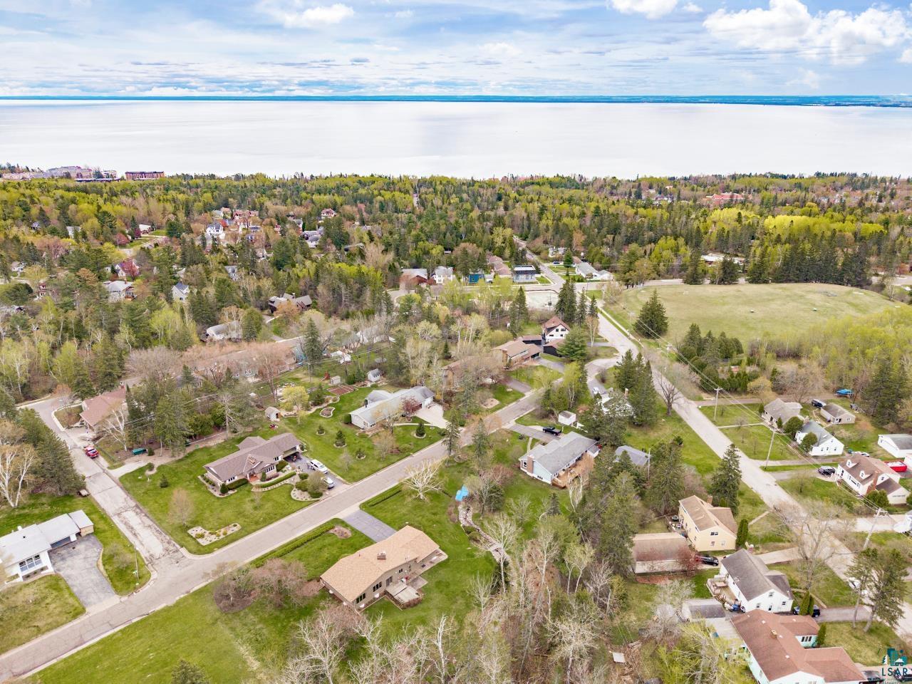 529 Valley Dr Duluth MN 55804 6125445 image77