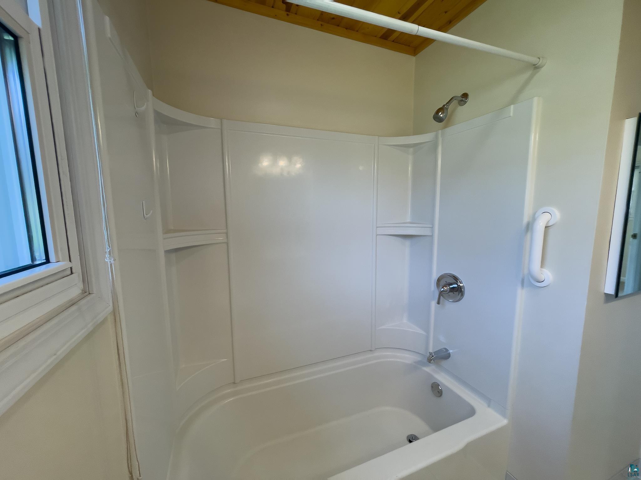 53 Banks Blvd Silver Bay MN 55614 6125582 image12