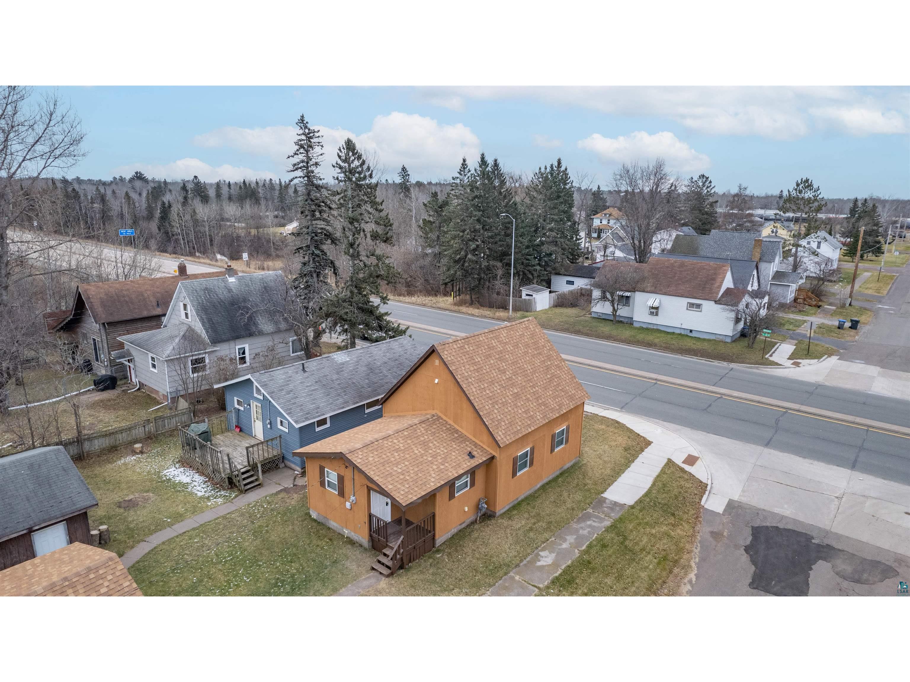 5301 E 2nd St Superior WI 54880 6117261 image1