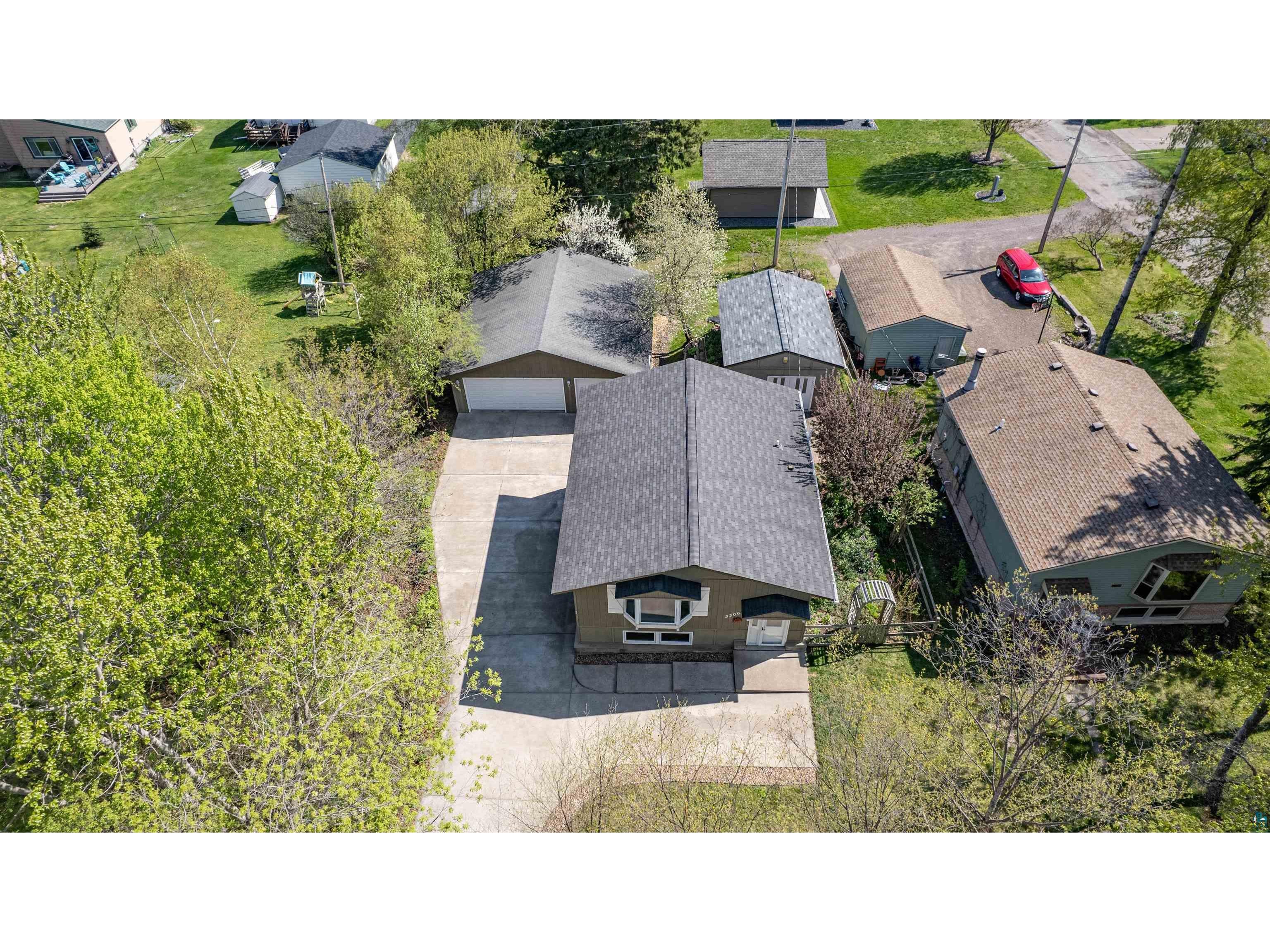 5306 Ivanhoe St Duluth MN 55804 6125590 image2