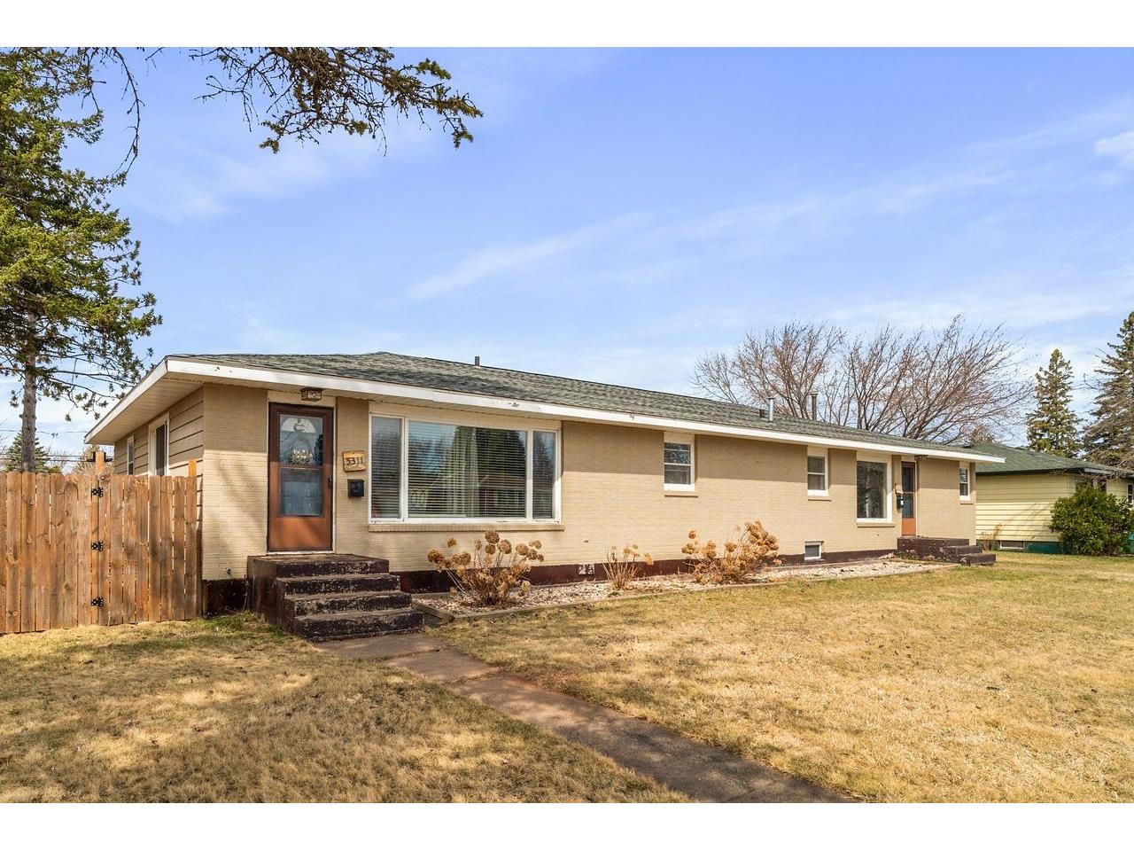 5309-5311 Tower Ave Superior WI 54880 6120255 image1