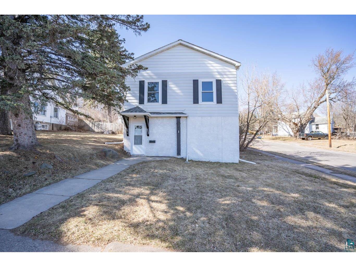 531 E 11th St Duluth MN 55805 6112781 image1