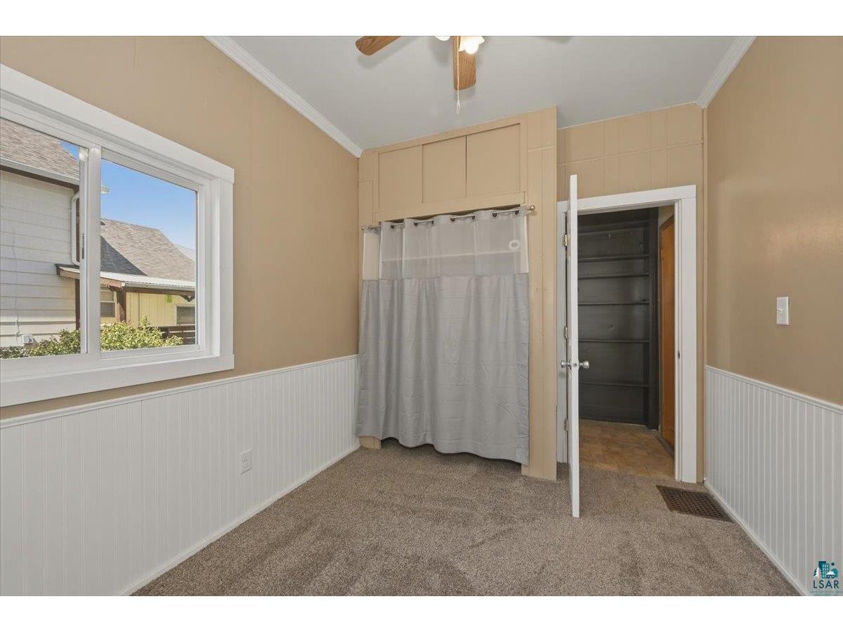 5319 E 3rd St Superior WI 54880 6125767 image15