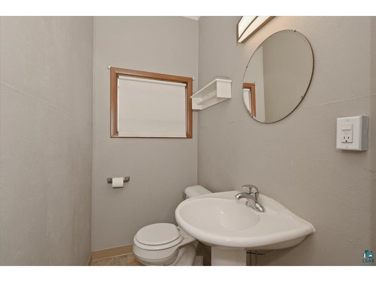 5319 E 3rd St Superior WI 54880 6125767 image16