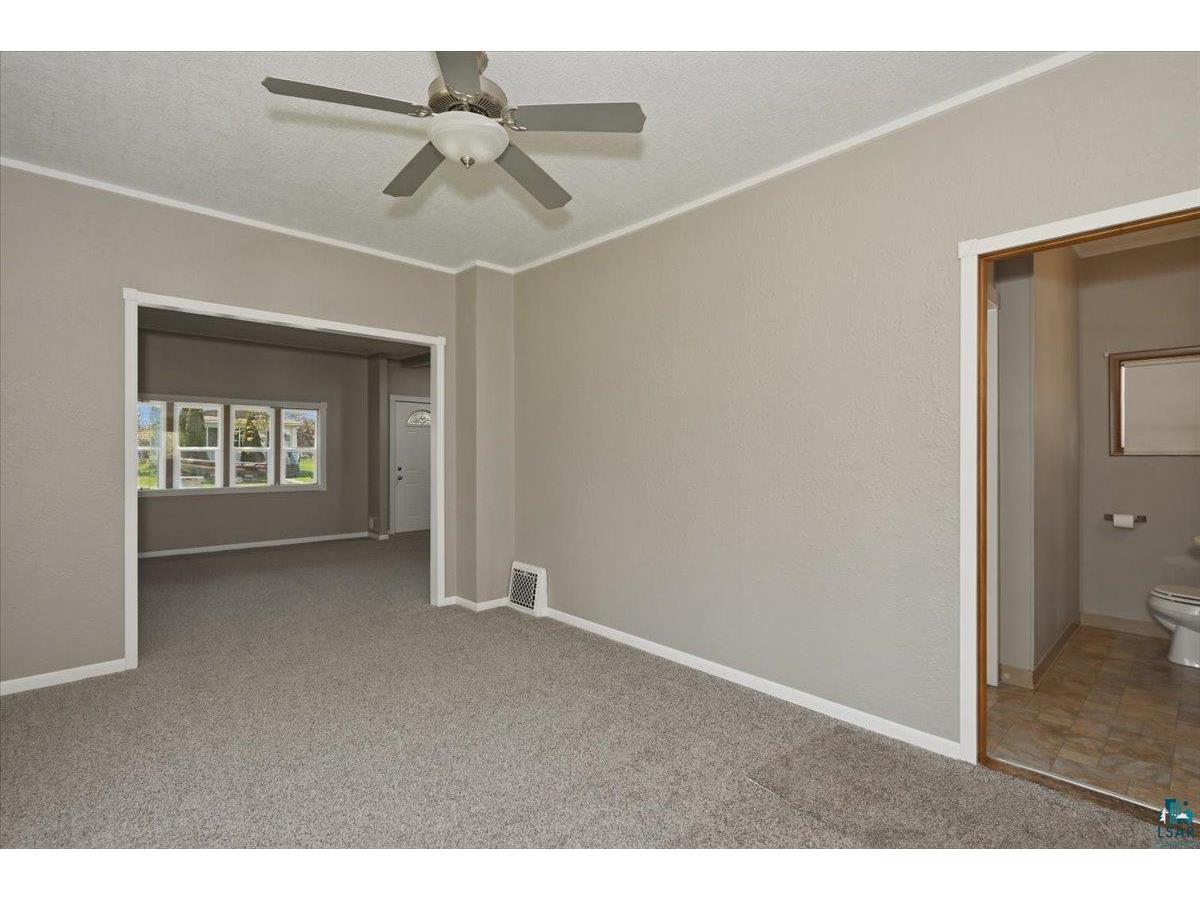 5319 E 3rd St Superior WI 54880 6125767 image18