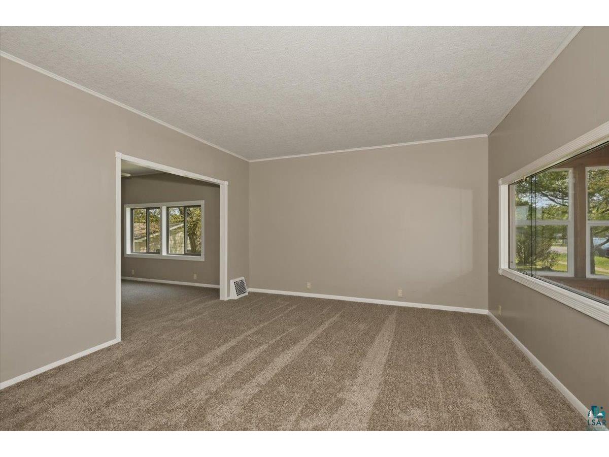 5319 E 3rd St Superior WI 54880 6125767 image19