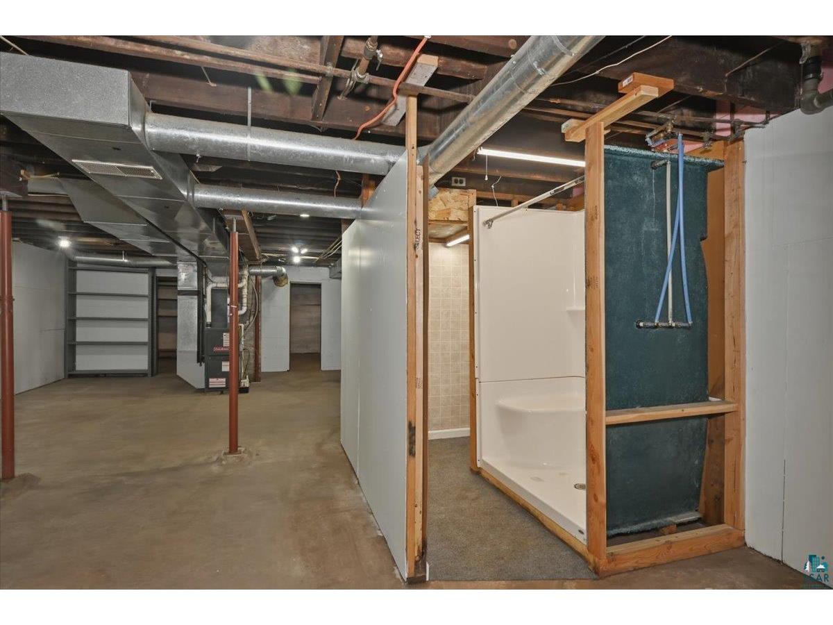 5319 E 3rd St Superior WI 54880 6125767 image22