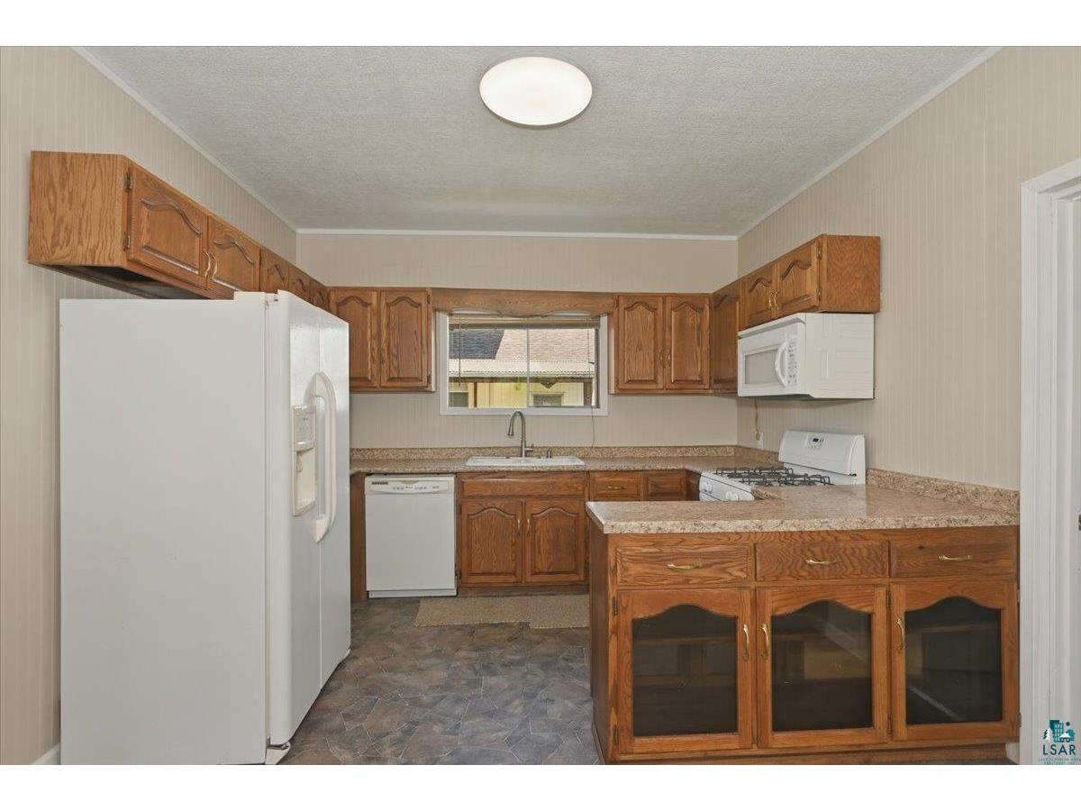 5319 E 3rd St Superior WI 54880 6125767 image8