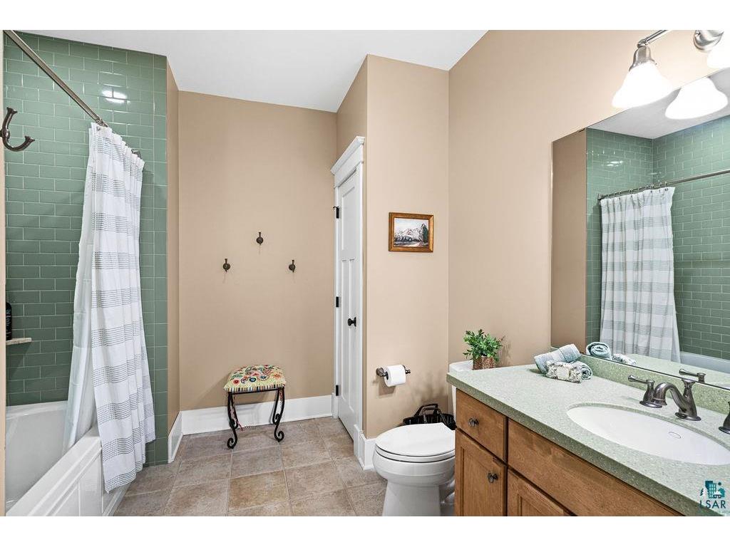 535 Marshall St Duluth MN 55803 6123977 image24